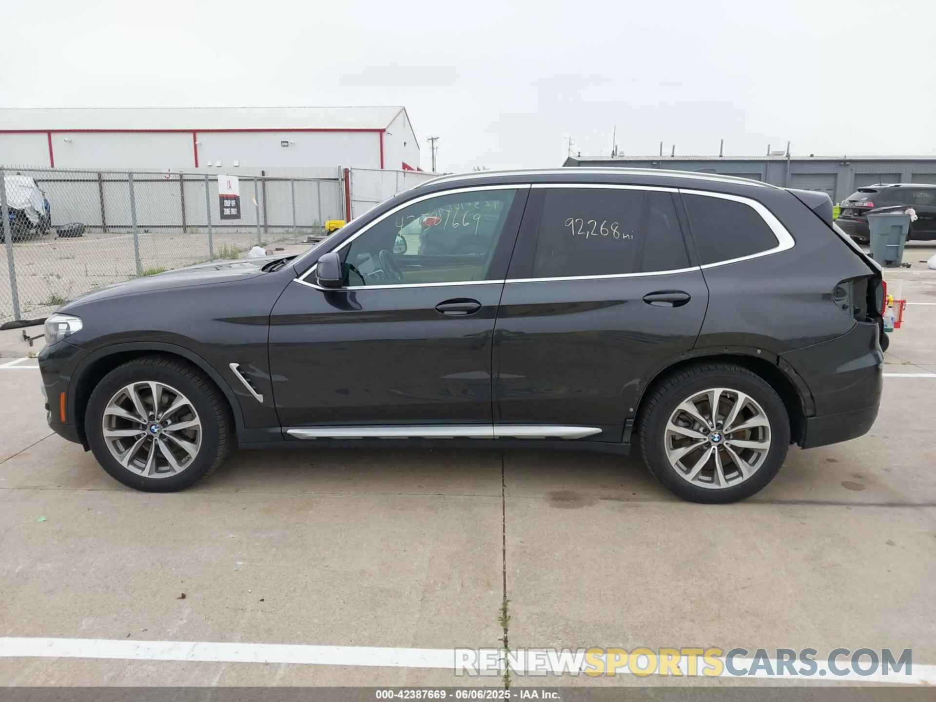 14 Photograph of a damaged car 5UXTR9C5XKLD98464 BMW X3 2019