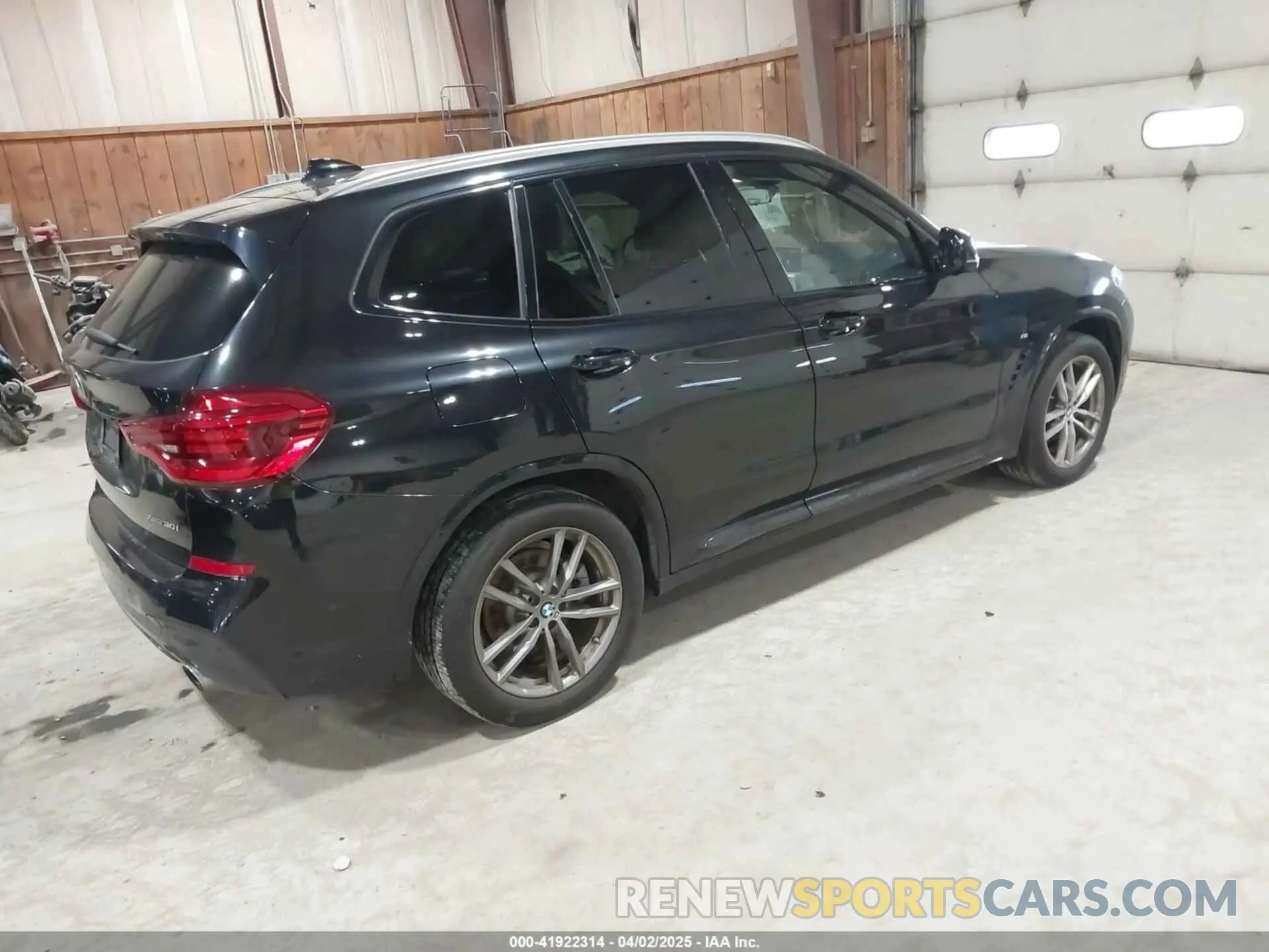 4 Фотография поврежденного автомобиля 5UXTR9C5XKLE13027 BMW X3 2019