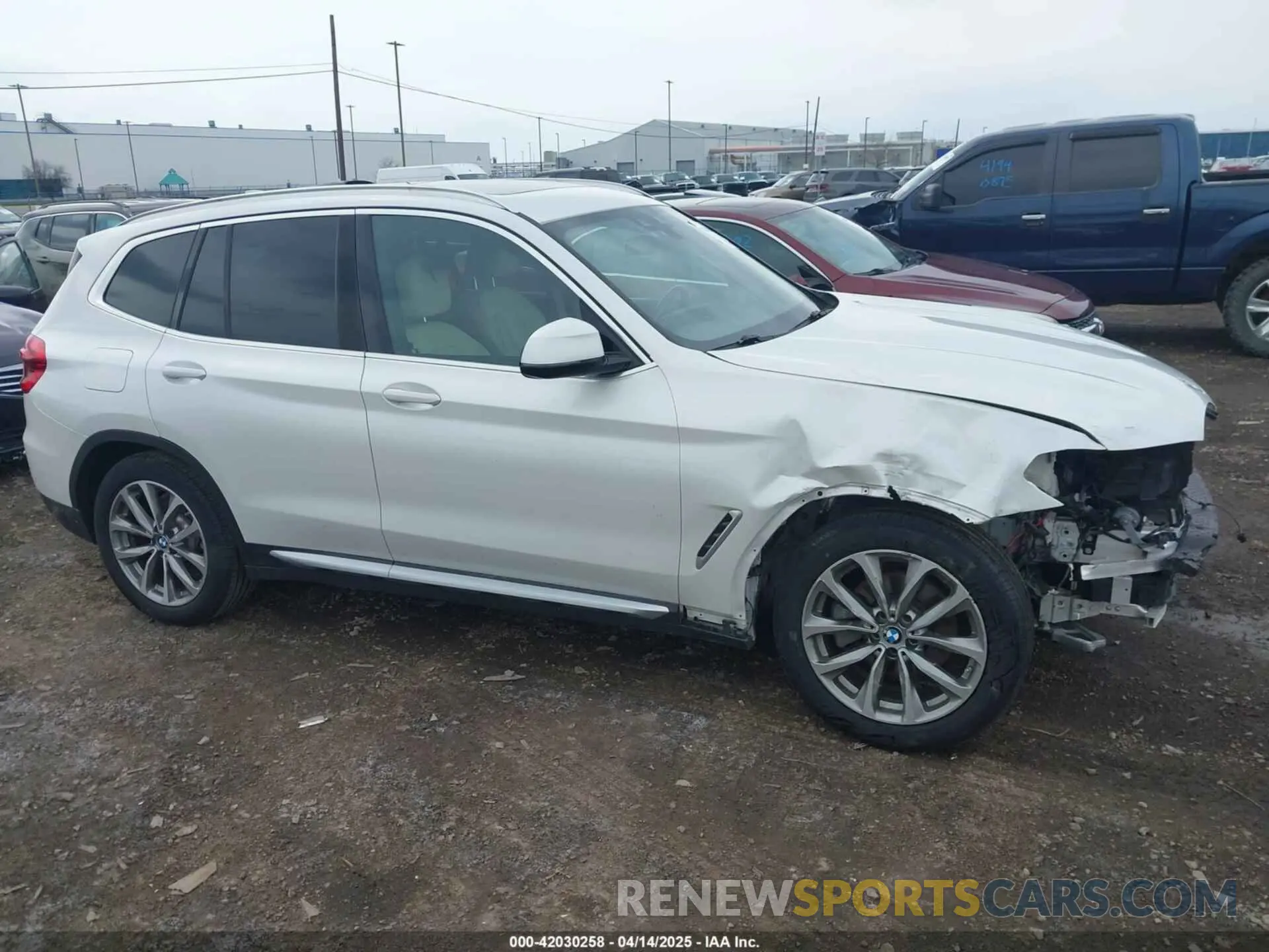 14 Photograph of a damaged car 5UXTR9C5XKLE17238 BMW X3 2019