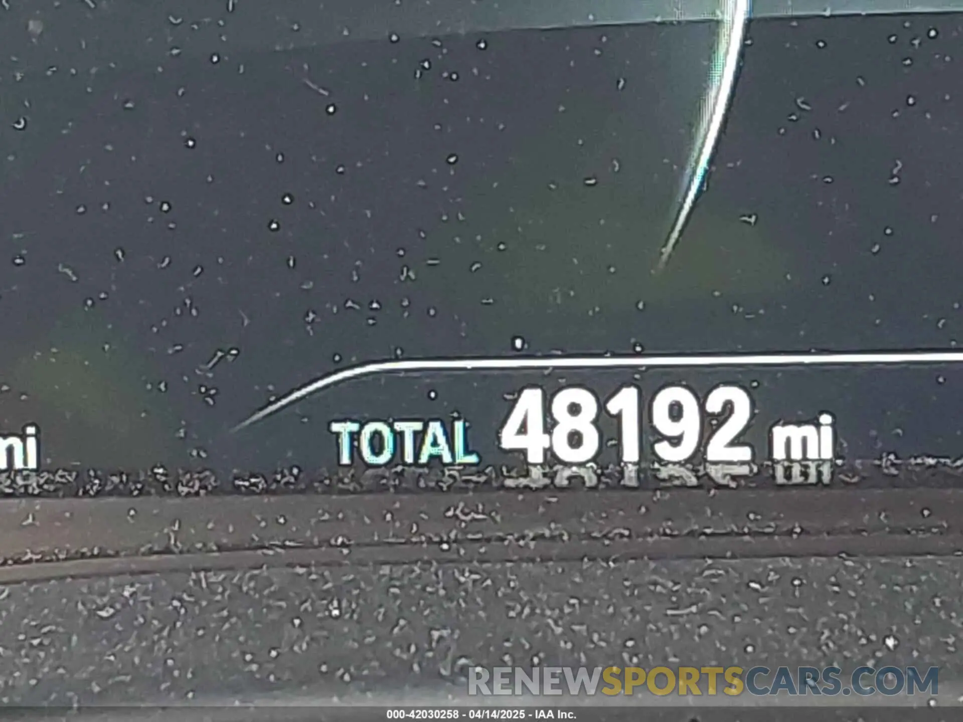 16 Photograph of a damaged car 5UXTR9C5XKLE17238 BMW X3 2019