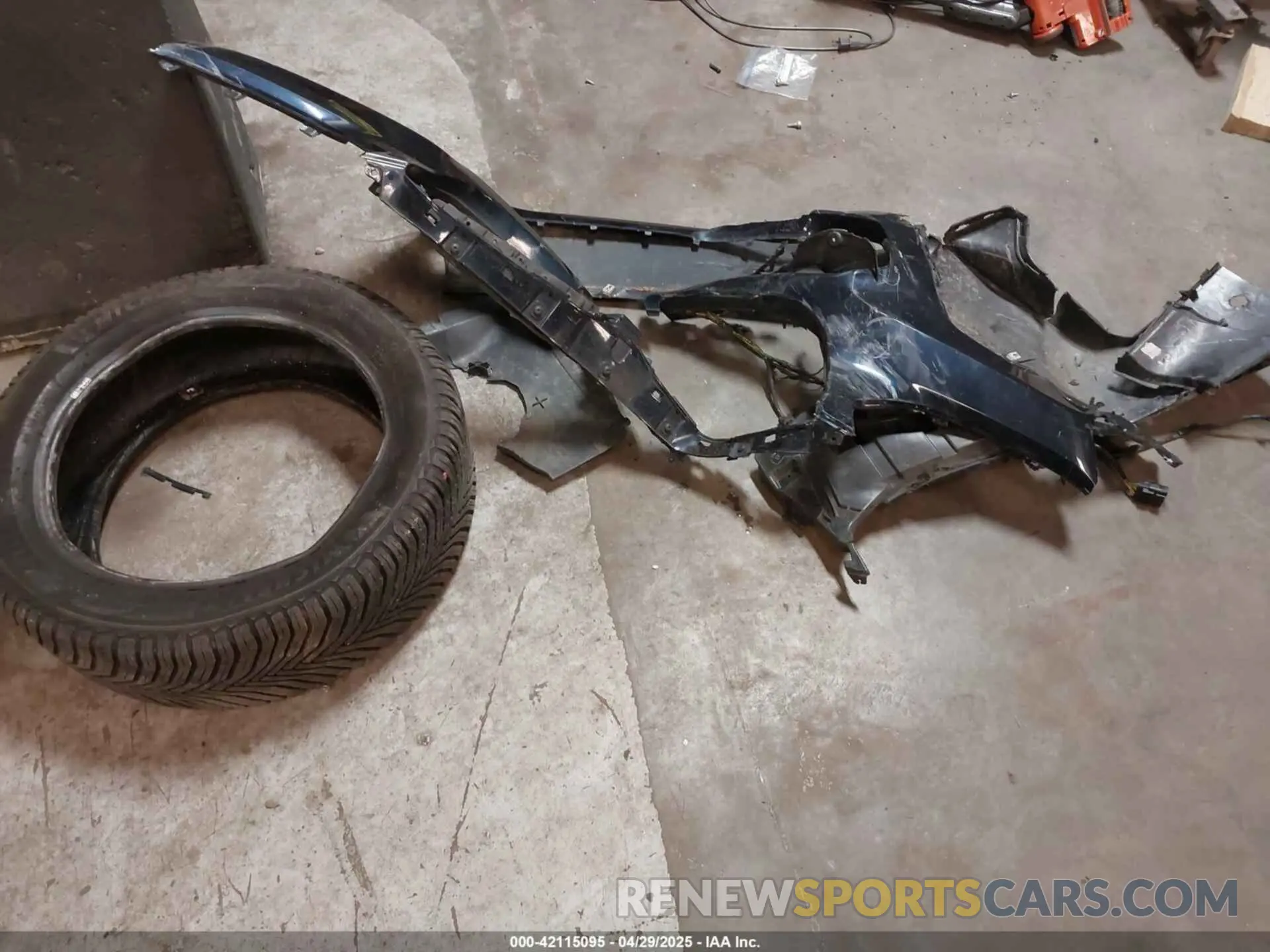 12 Photograph of a damaged car 5UXTS3C57K0Z09533 BMW X3 2019