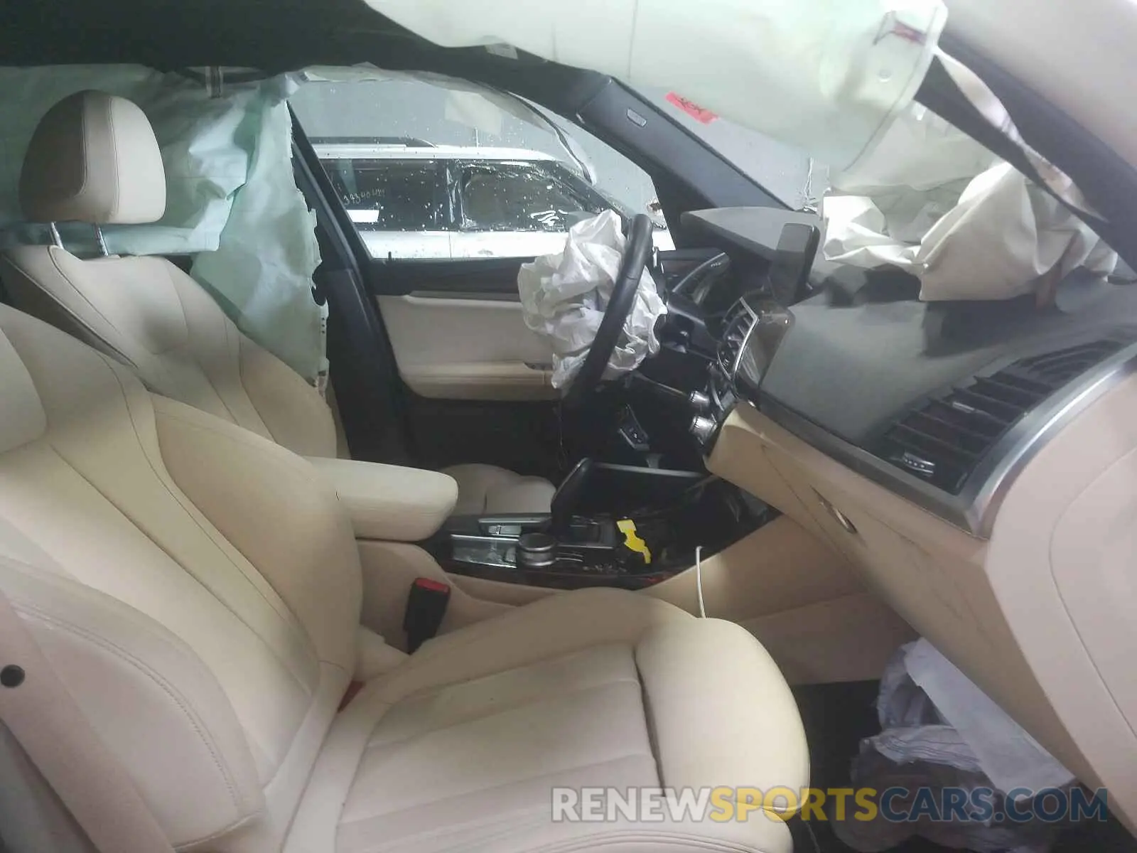 5 Photograph of a damaged car 5UXTY3C00LLU72588 BMW X3 2020
