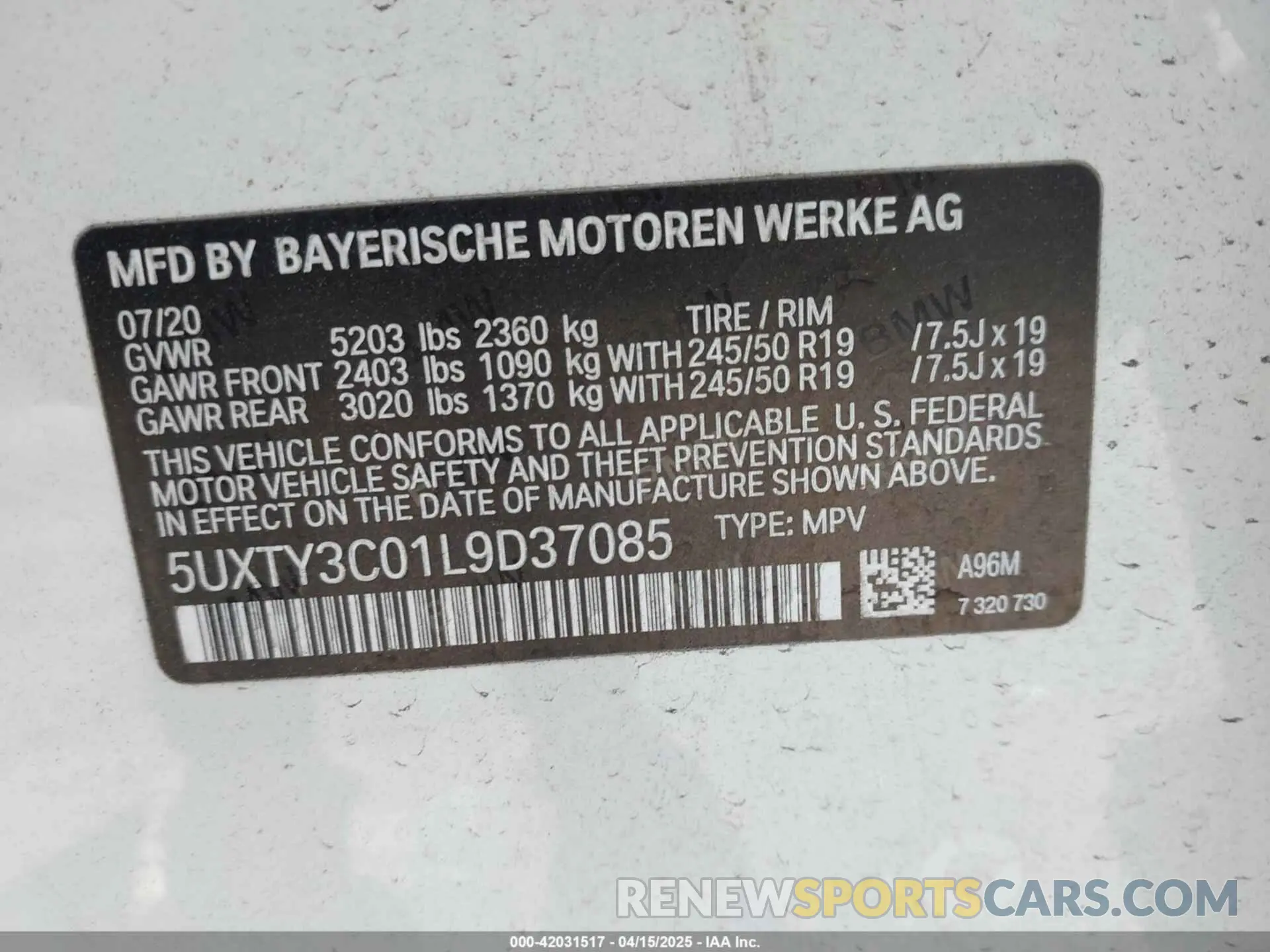9 Photograph of a damaged car 5UXTY3C01L9D37085 BMW X3 2020