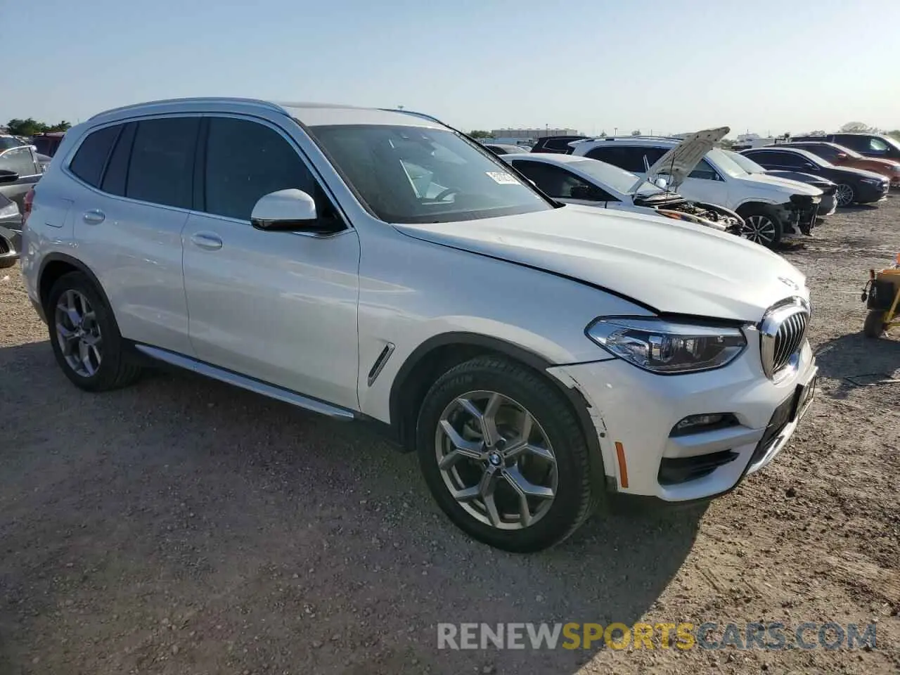 4 Фотография поврежденного автомобиля 5UXTY3C01LLU70834 BMW X3 2020