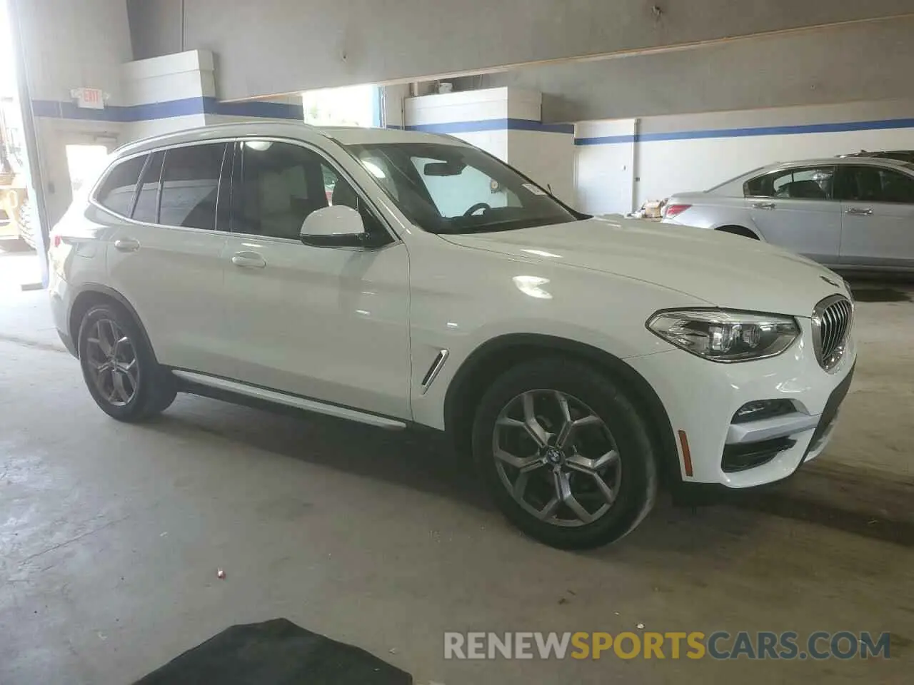 4 Фотография поврежденного автомобиля 5UXTY3C01LLU72387 BMW X3 2020