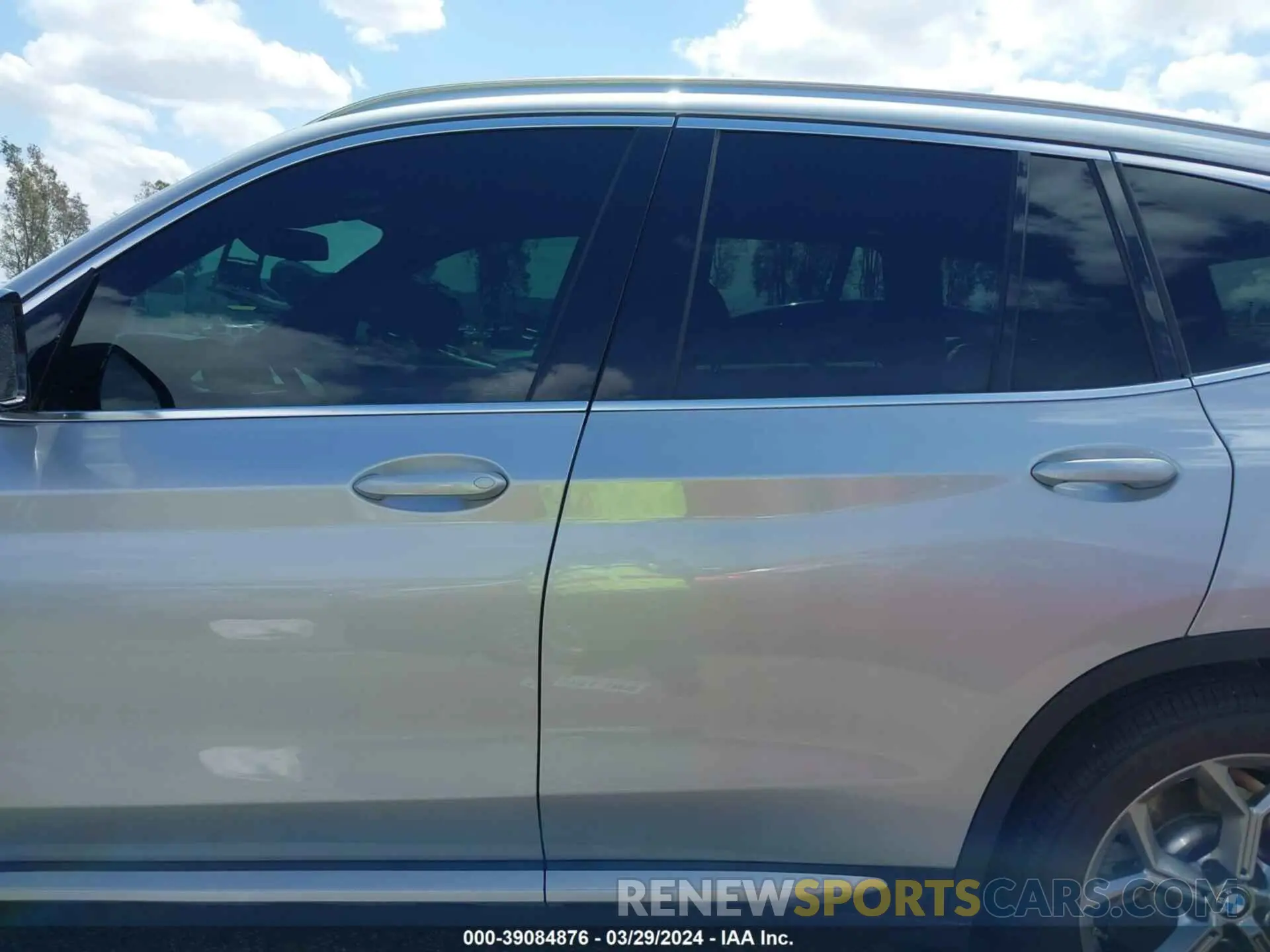 15 Фотография поврежденного автомобиля 5UXTY3C02L9B41141 BMW X3 2020