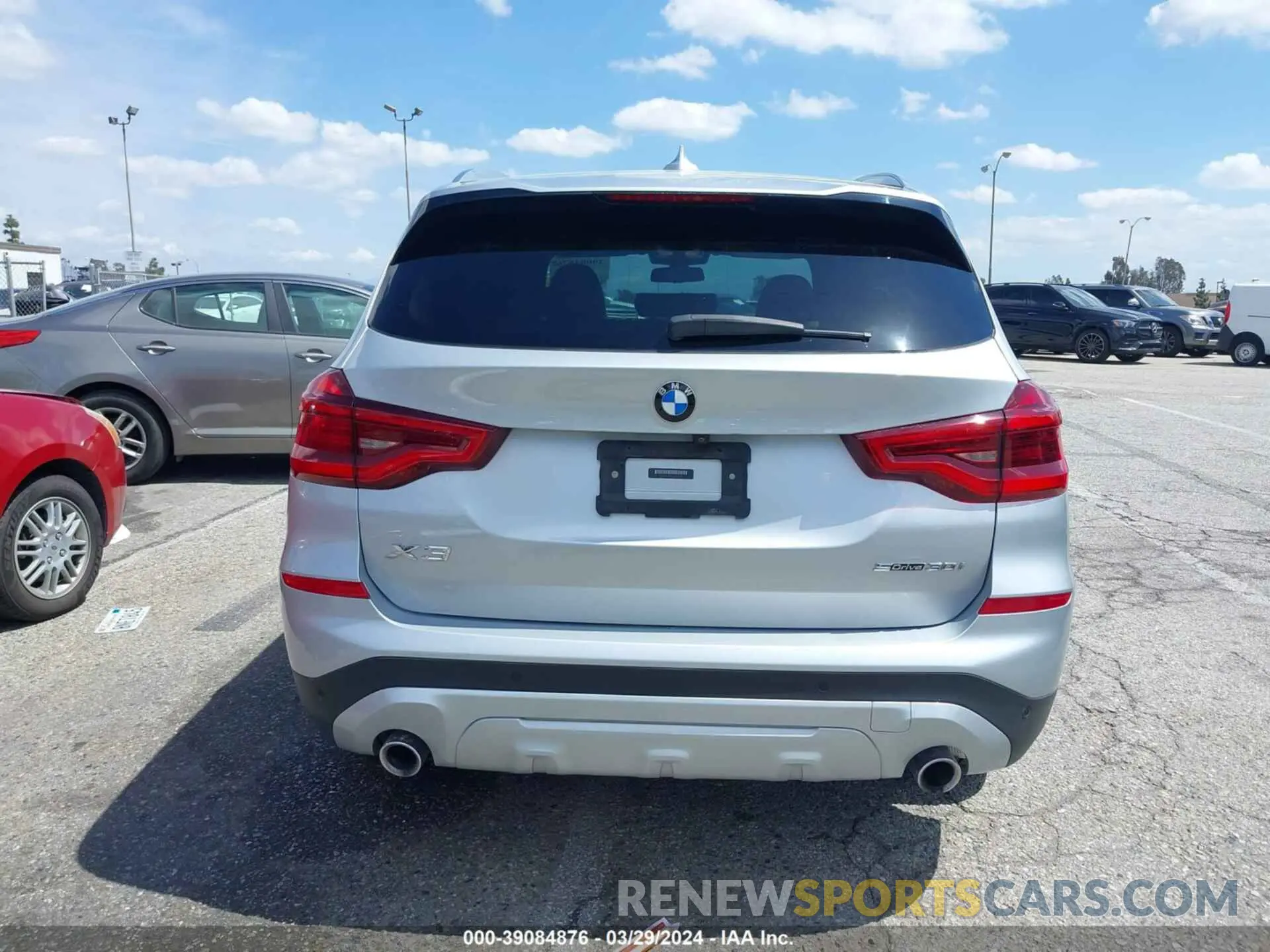 17 Фотография поврежденного автомобиля 5UXTY3C02L9B41141 BMW X3 2020