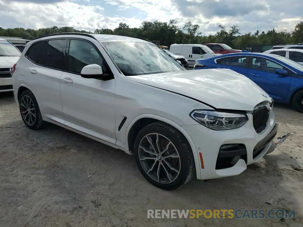 4 Фотография поврежденного автомобиля 5UXTY3C02L9C26495 BMW X3 2020