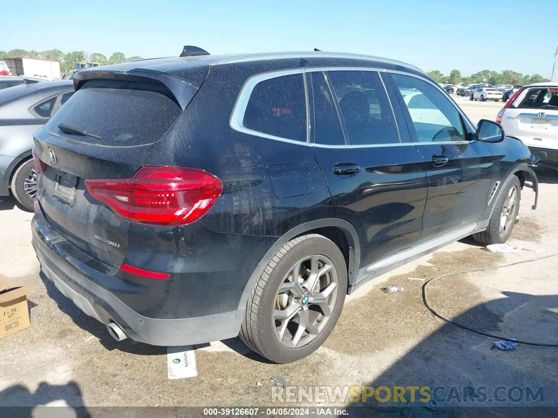 4 Photograph of a damaged car 5UXTY3C03L9B22095 BMW X3 2020