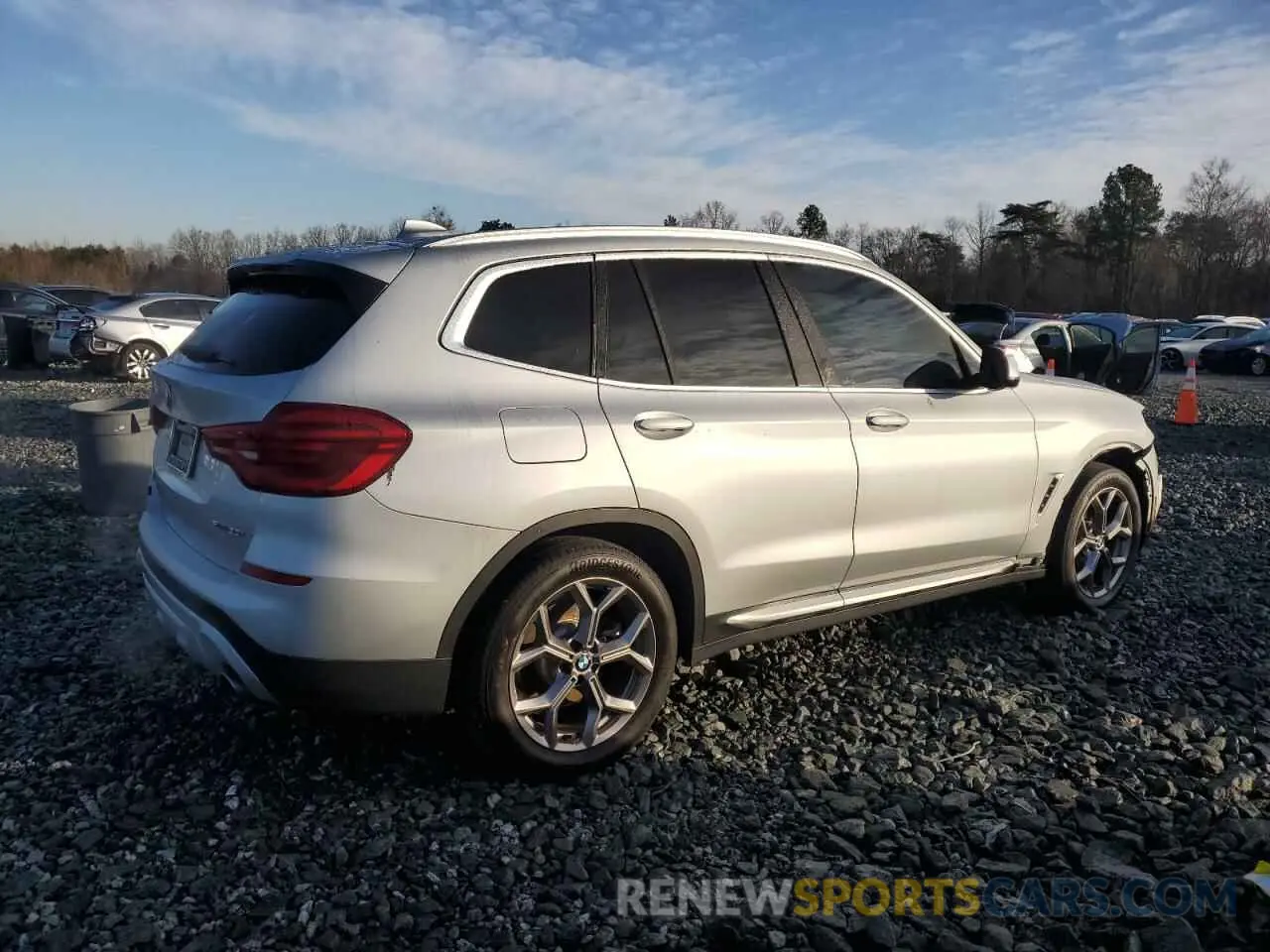 3 Photograph of a damaged car 5UXTY3C03LLU70804 BMW X3 2020