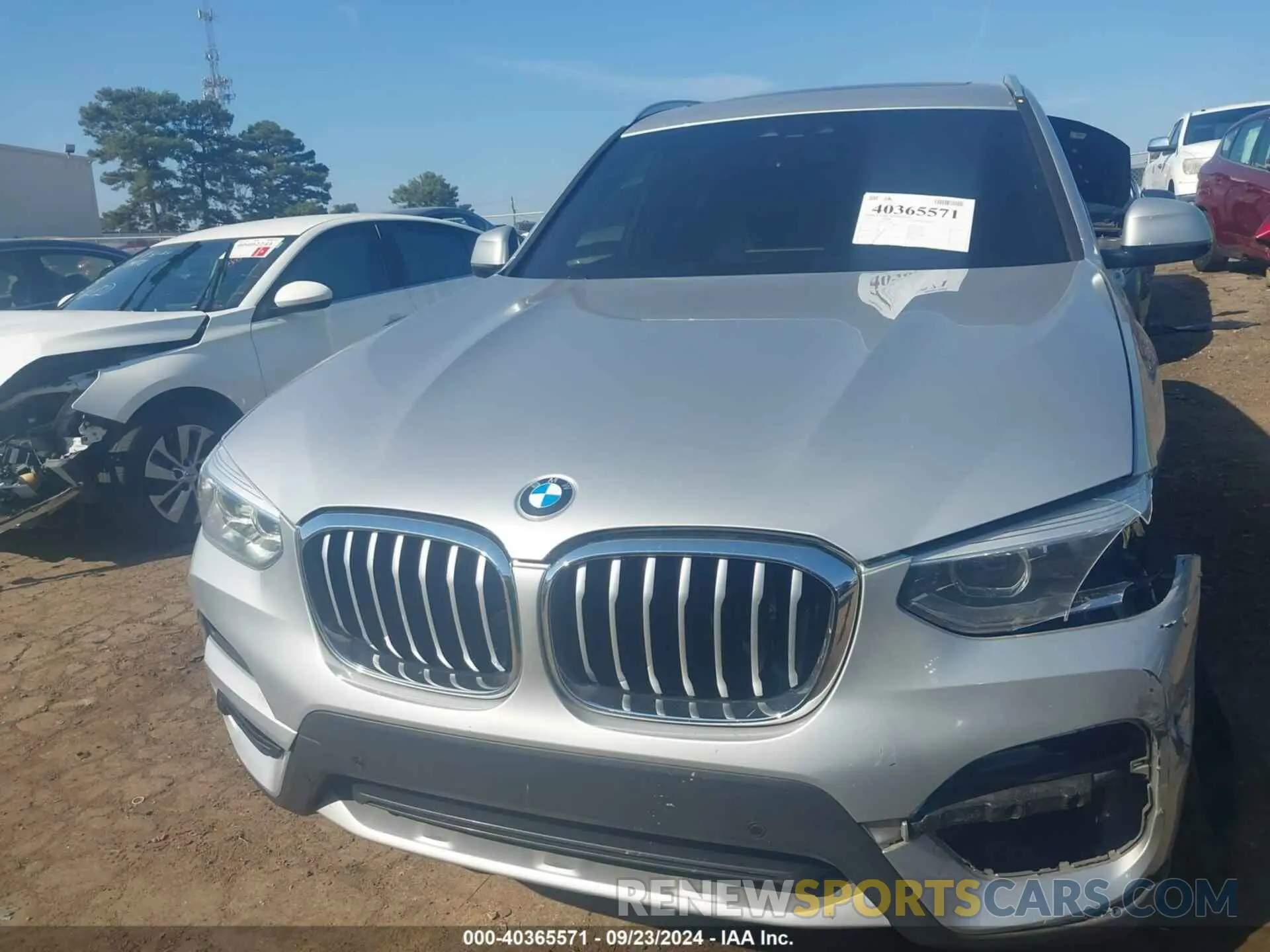 12 Photograph of a damaged car 5UXTY3C03LLU71130 BMW X3 2020