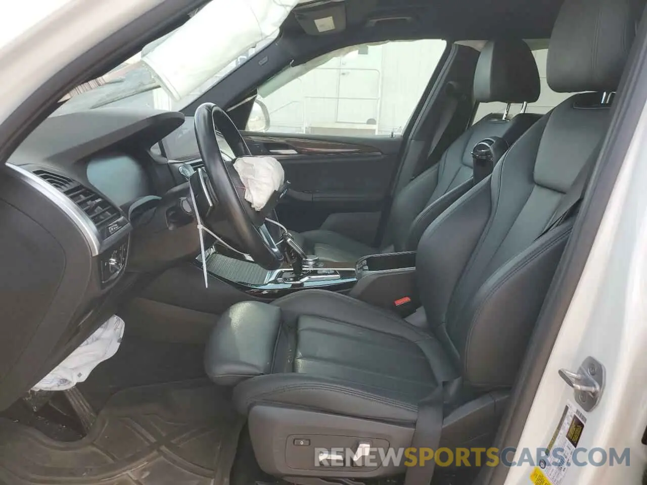 7 Photograph of a damaged car 5UXTY3C04L9B06763 BMW X3 2020