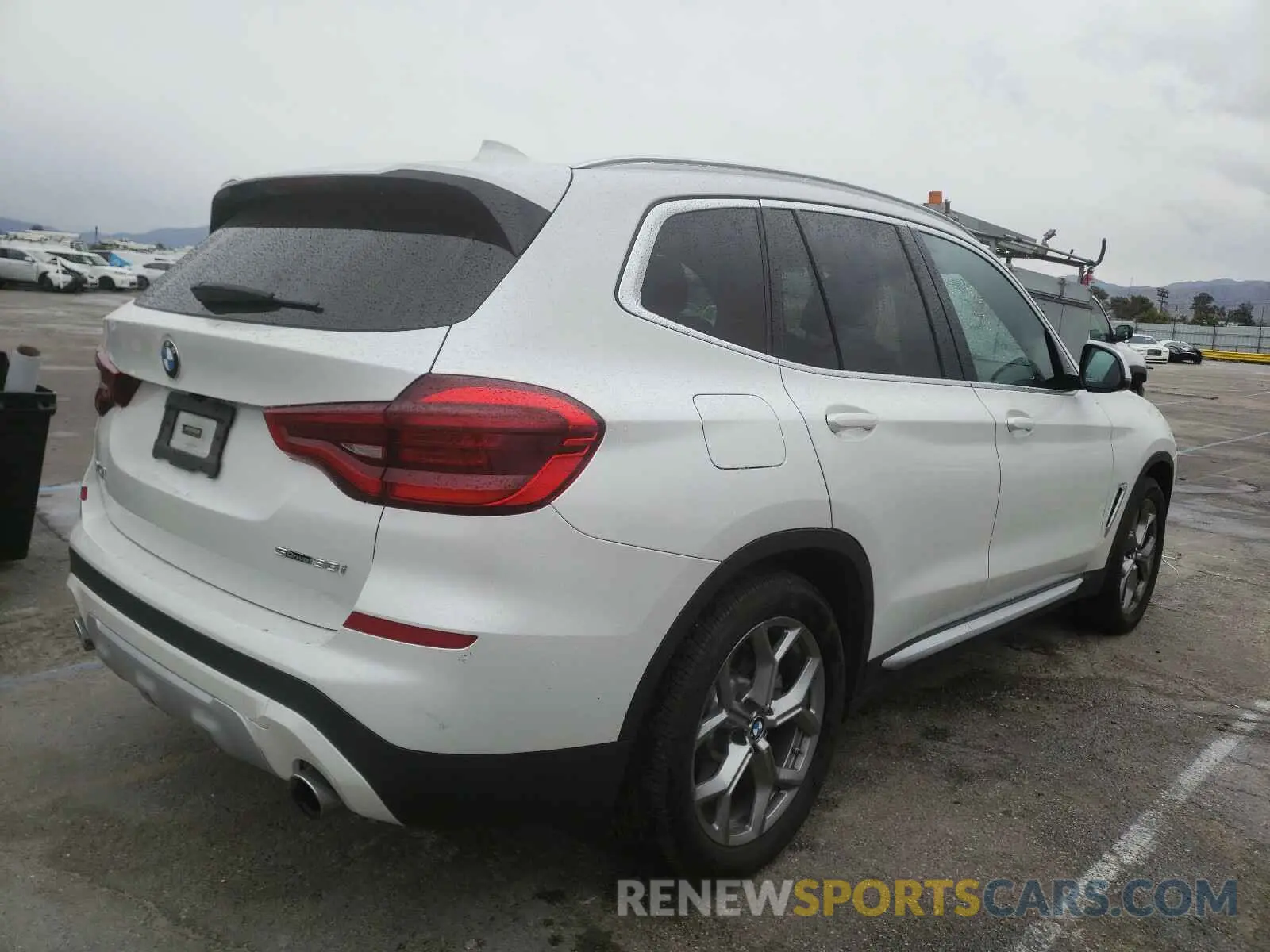 4 Photograph of a damaged car 5UXTY3C04L9B10053 BMW X3 2020