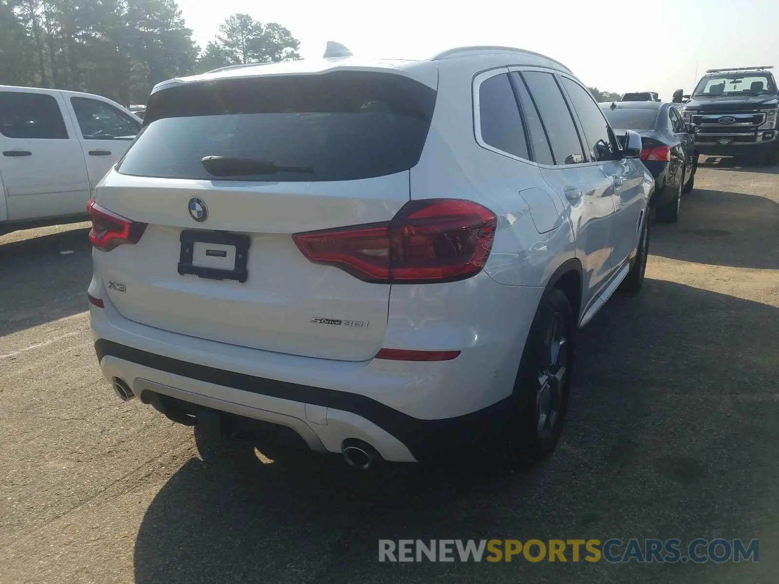 4 Photograph of a damaged car 5UXTY3C04L9C20407 BMW X3 2020