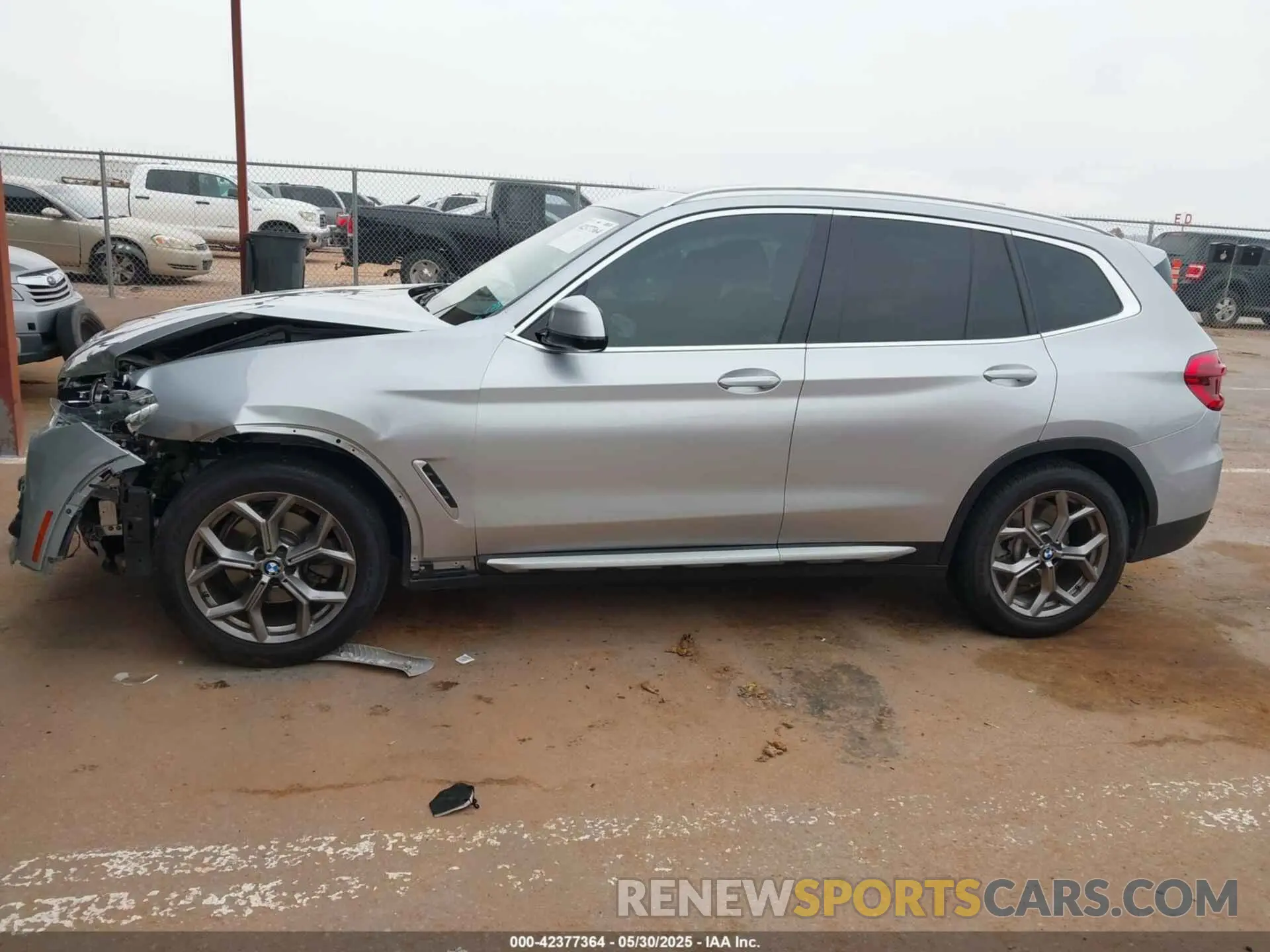 15 Photograph of a damaged car 5UXTY3C04L9C46134 BMW X3 2020