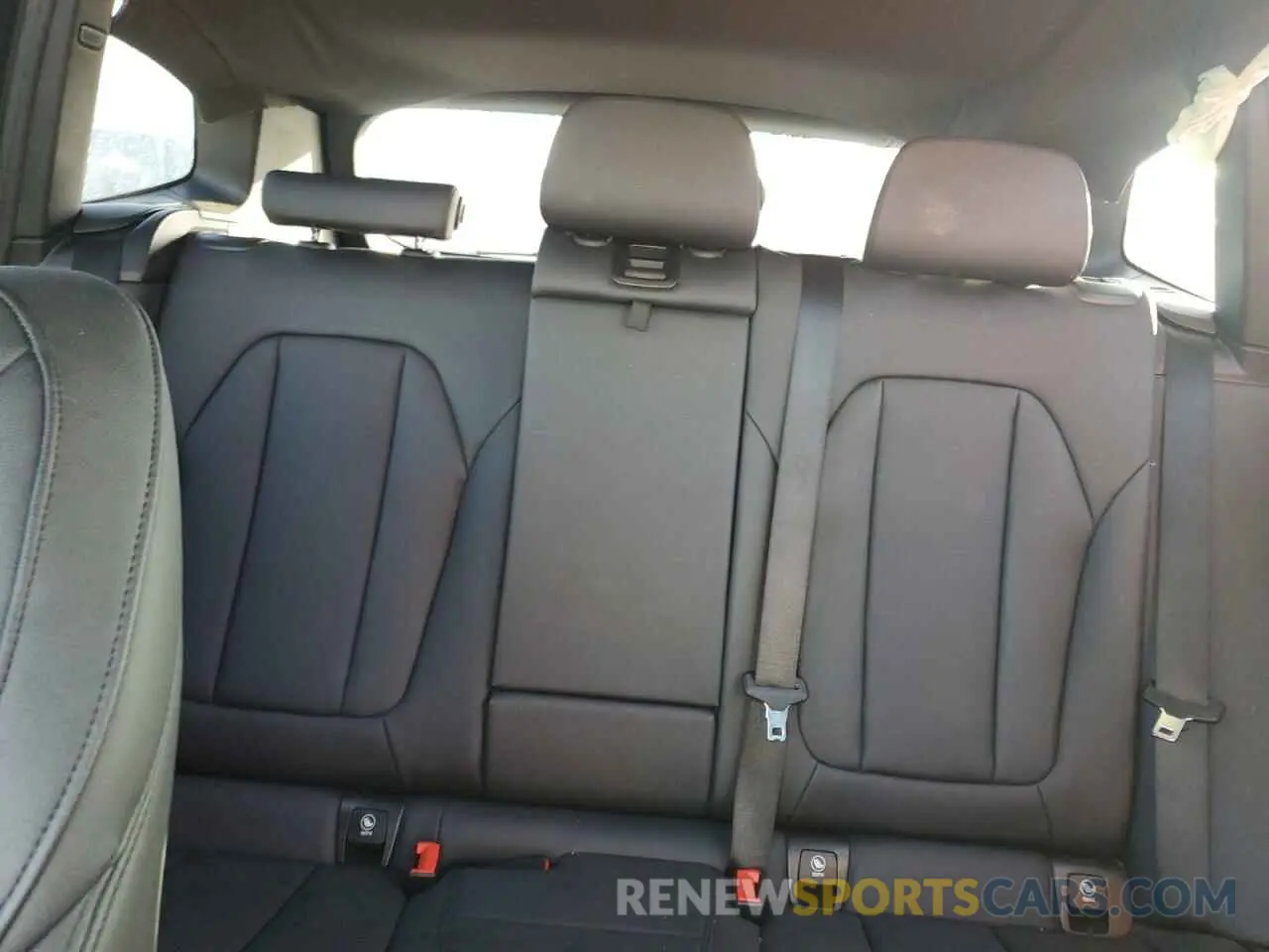 10 Фотография поврежденного автомобиля 5UXTY3C04L9C62138 BMW X3 2020