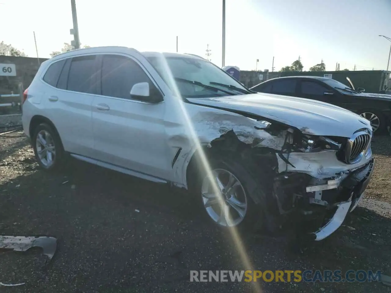 4 Фотография поврежденного автомобиля 5UXTY3C04L9C62138 BMW X3 2020