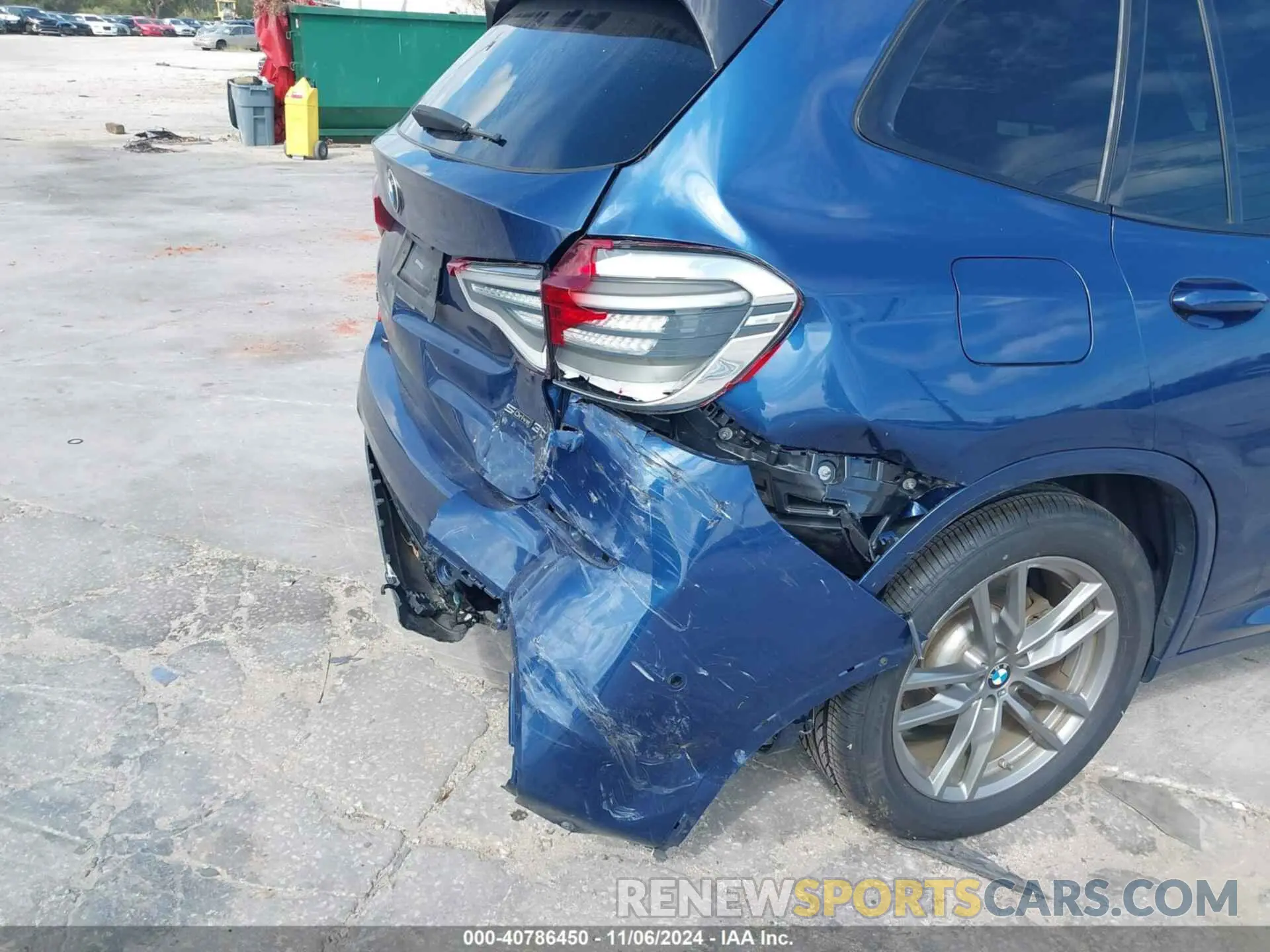 17 Photograph of a damaged car 5UXTY3C05L9C54274 BMW X3 2020