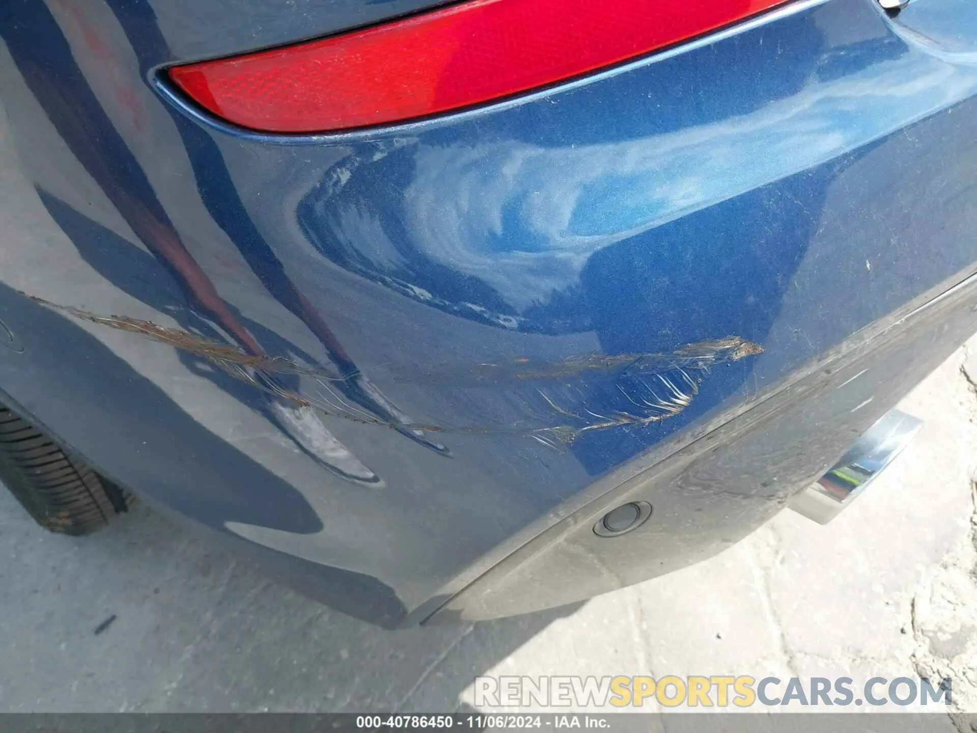 19 Photograph of a damaged car 5UXTY3C05L9C54274 BMW X3 2020