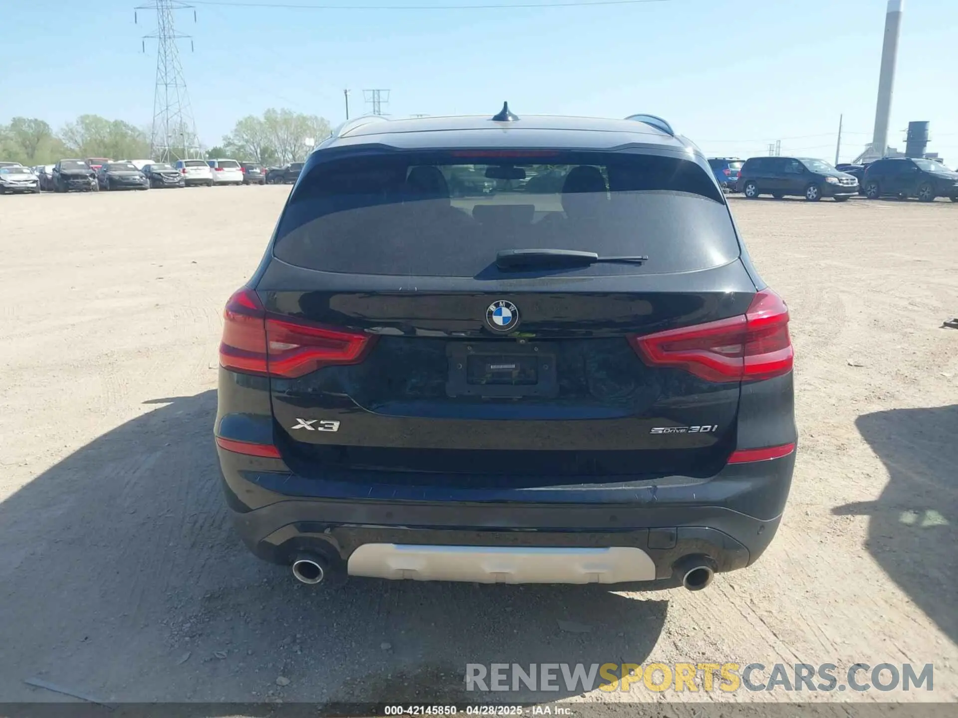 17 Фотография поврежденного автомобиля 5UXTY3C06LLU69498 BMW X3 2020