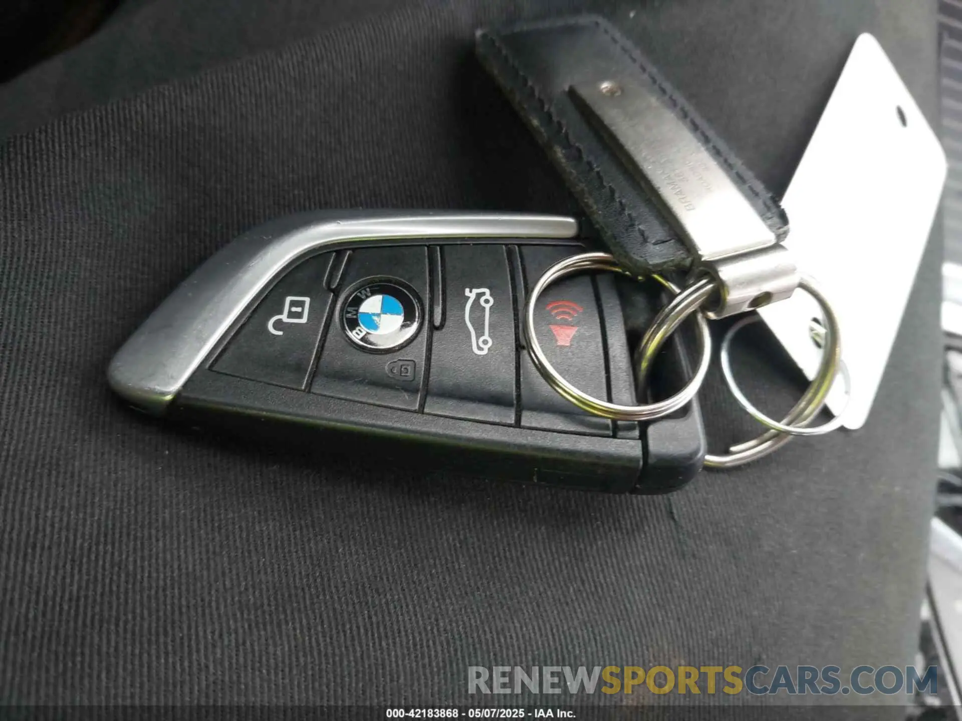11 Photograph of a damaged car 5UXTY3C07L9B58551 BMW X3 2020