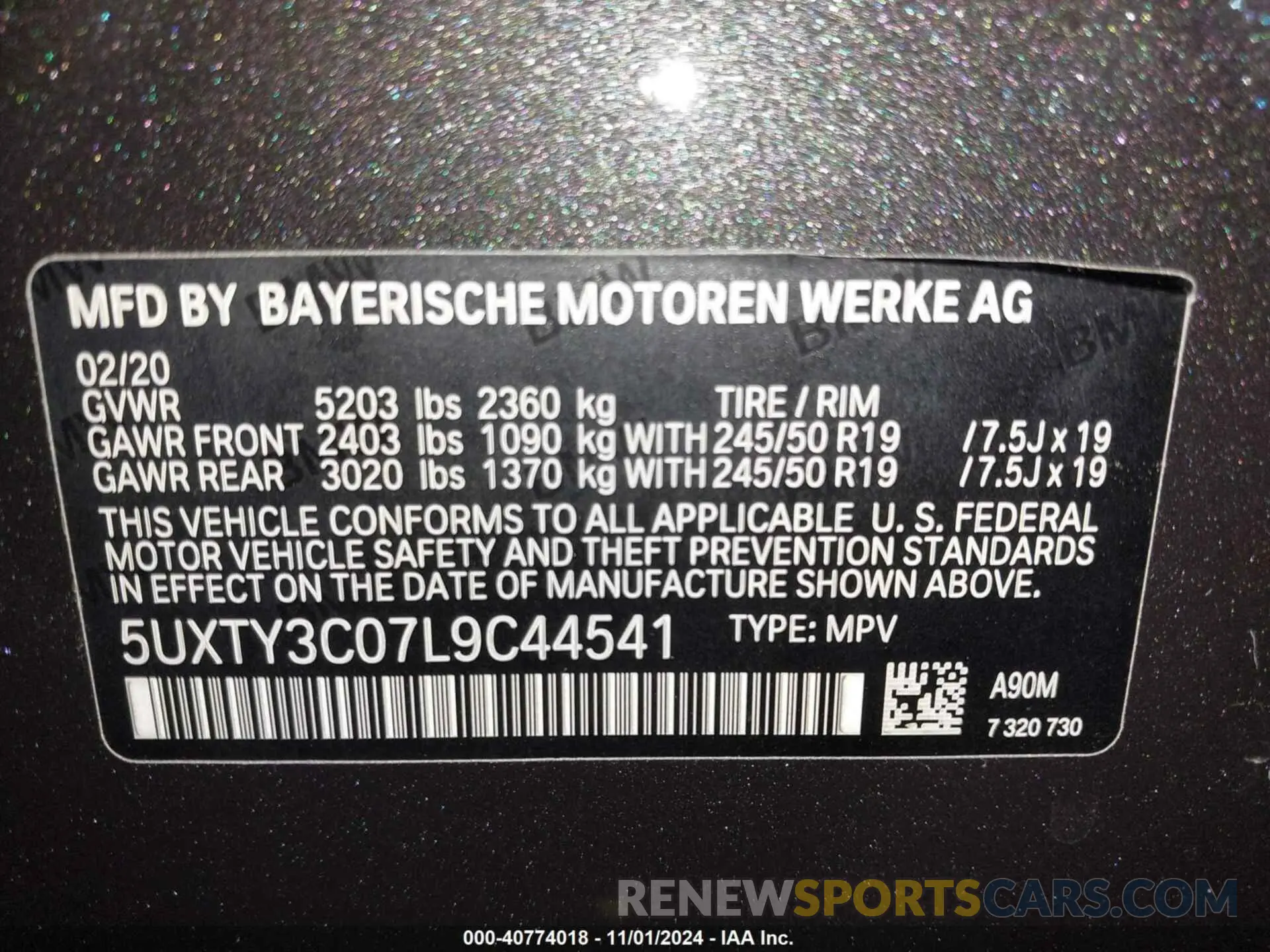 9 Photograph of a damaged car 5UXTY3C07L9C44541 BMW X3 2020