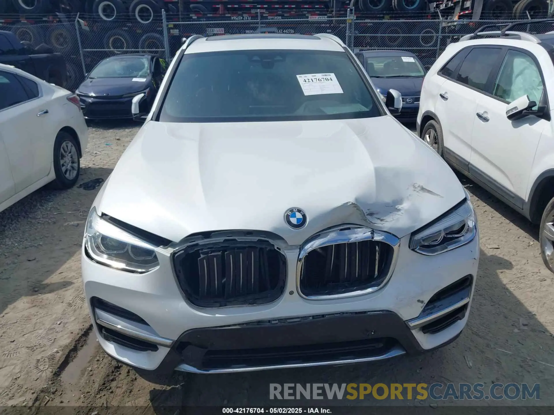 12 Photograph of a damaged car 5UXTY3C07L9D60449 BMW X3 2020