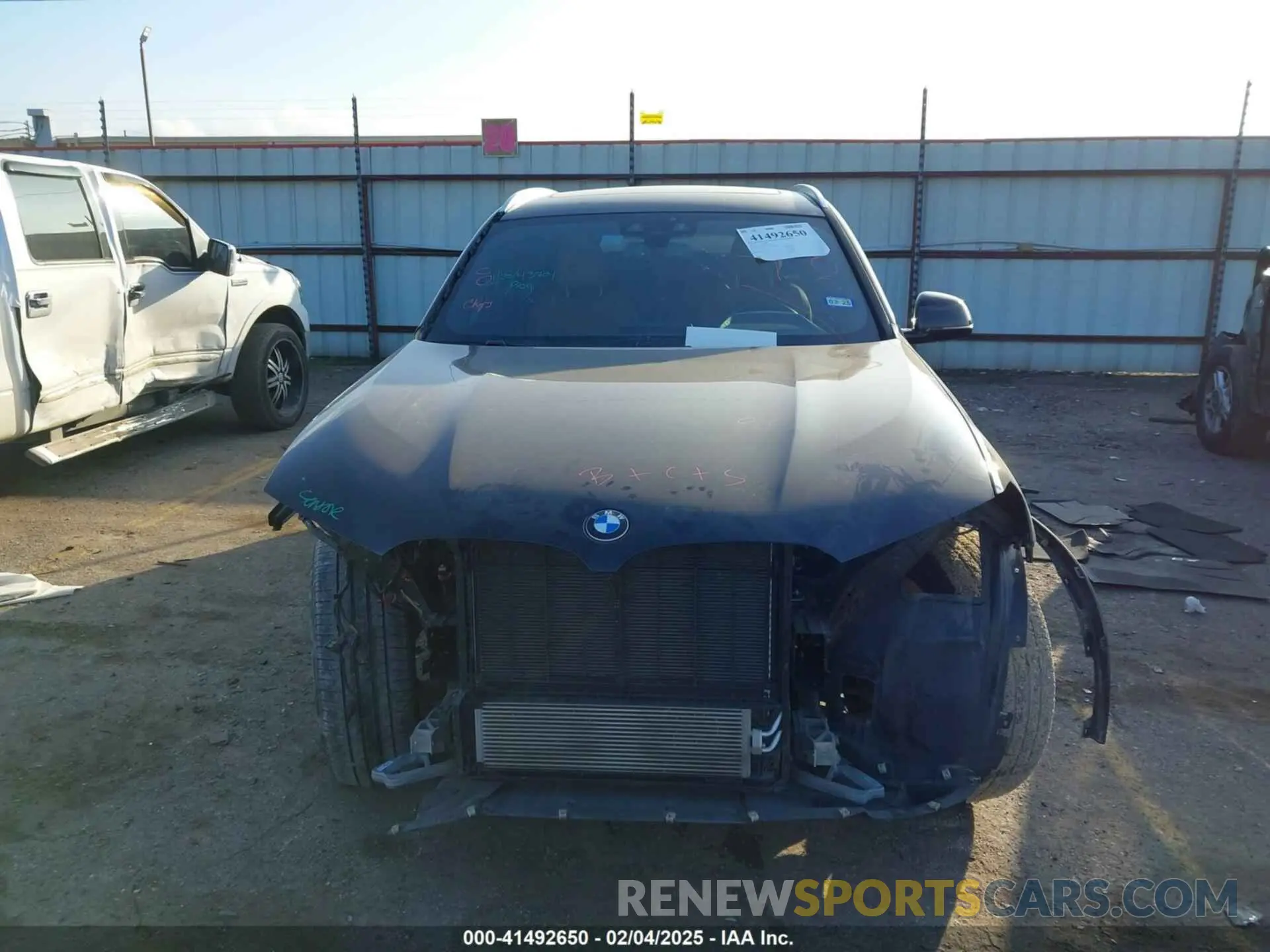 13 Фотография поврежденного автомобиля 5UXTY3C07LLU70420 BMW X3 2020