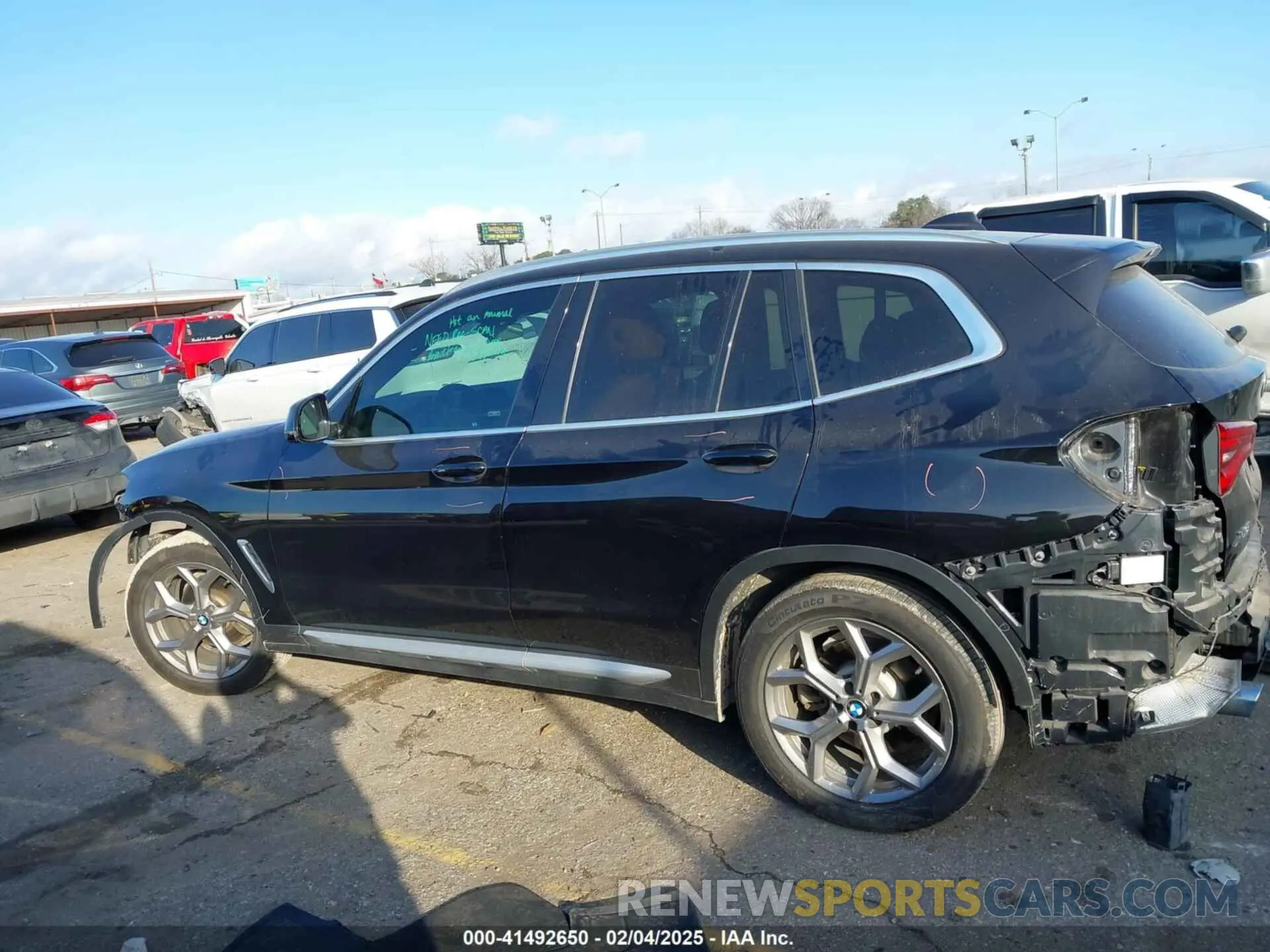 15 Фотография поврежденного автомобиля 5UXTY3C07LLU70420 BMW X3 2020