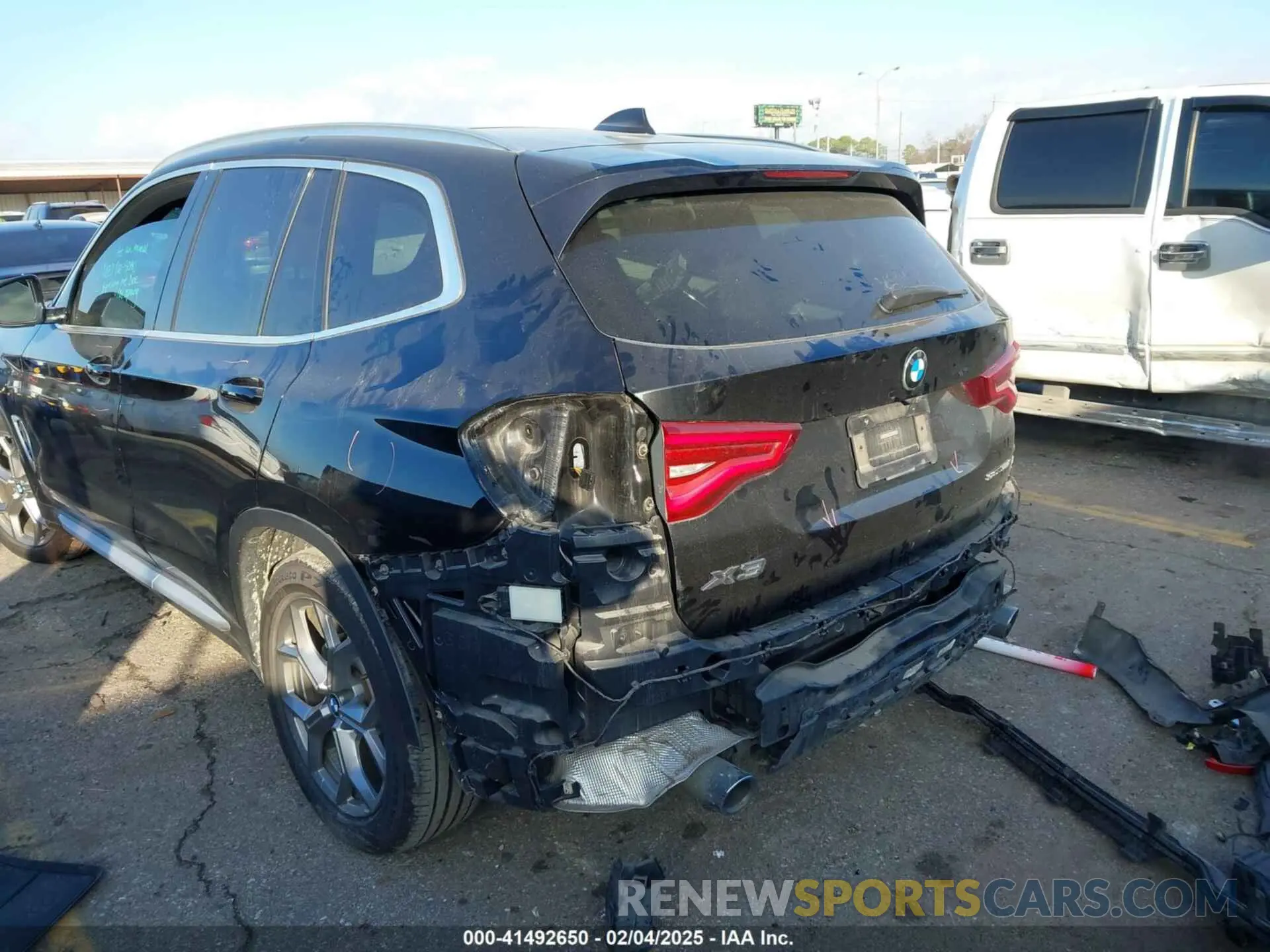 6 Фотография поврежденного автомобиля 5UXTY3C07LLU70420 BMW X3 2020