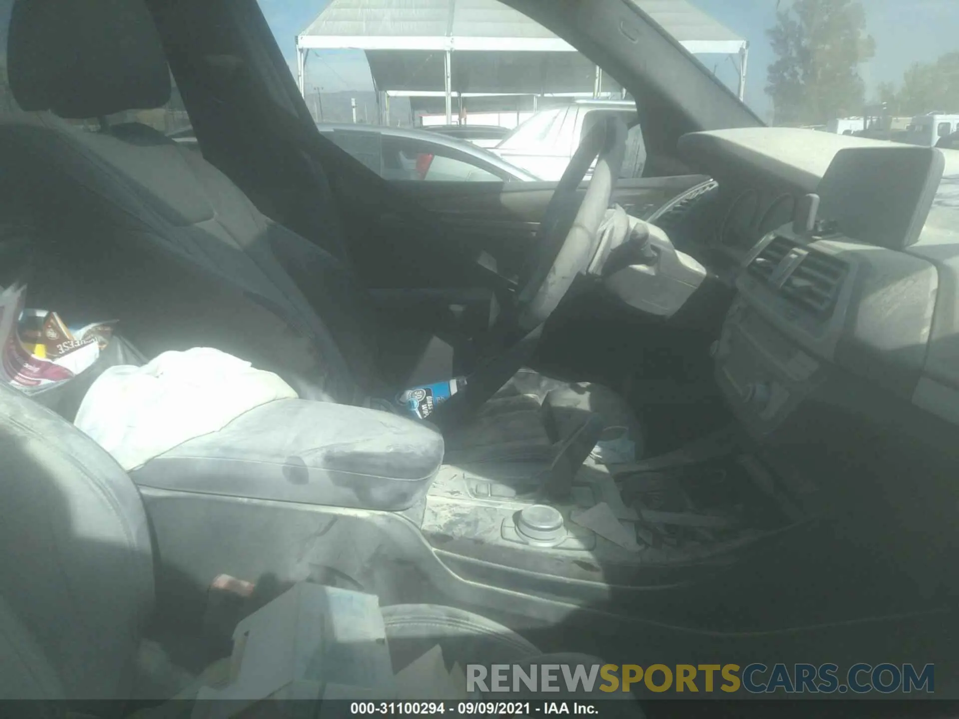 5 Photograph of a damaged car 5UXTY3C08L9C41860 BMW X3 2020