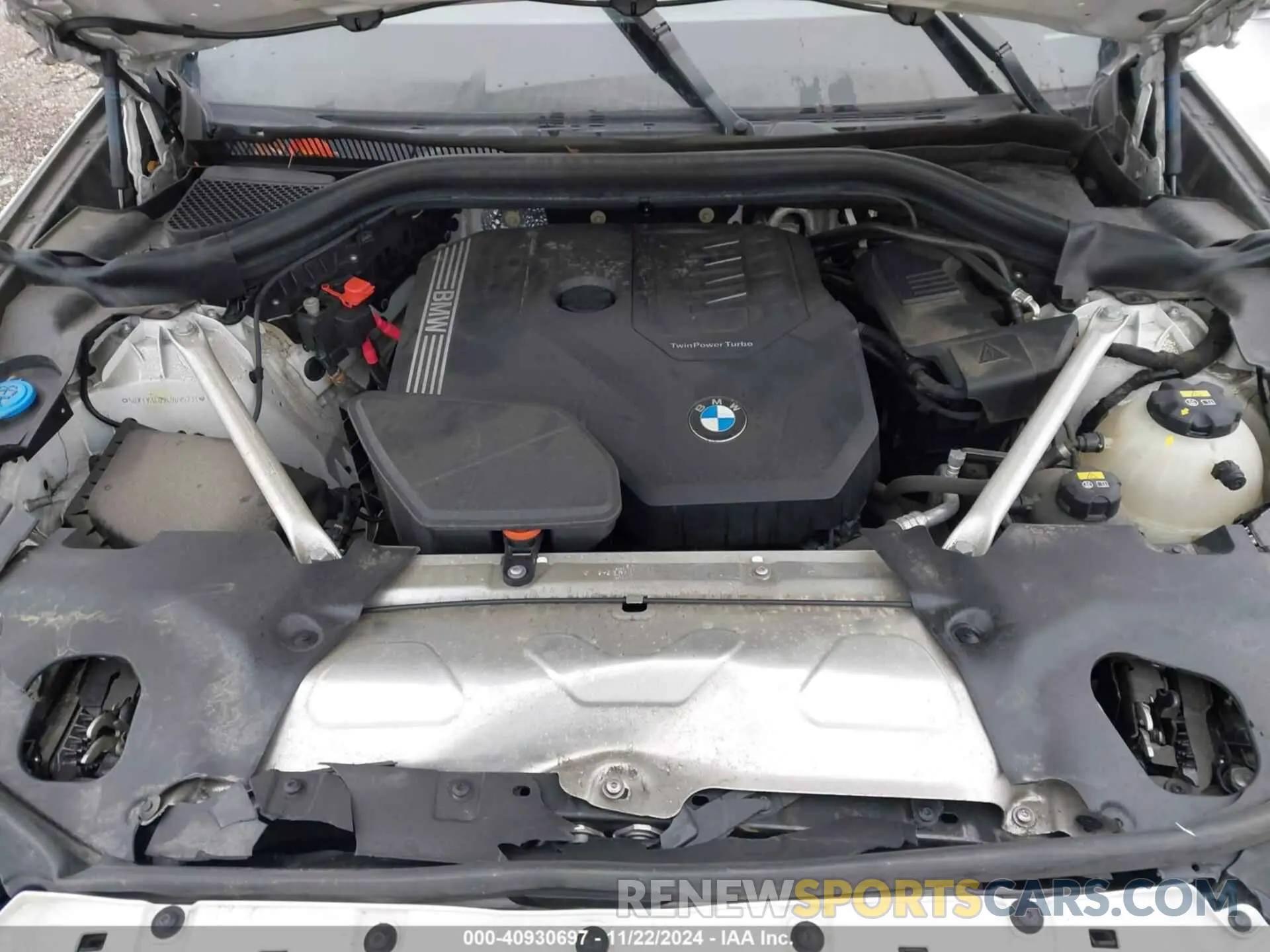 10 Photograph of a damaged car 5UXTY3C09L9B95231 BMW X3 2020