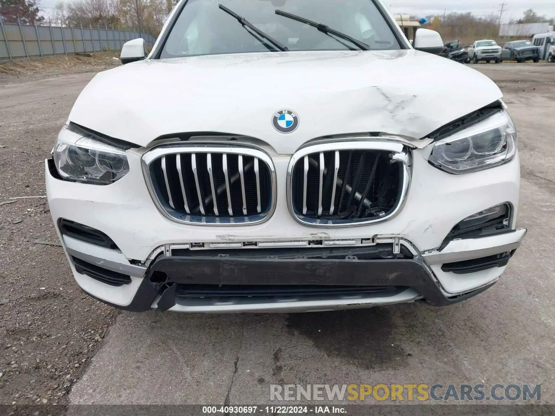 12 Photograph of a damaged car 5UXTY3C09L9B95231 BMW X3 2020