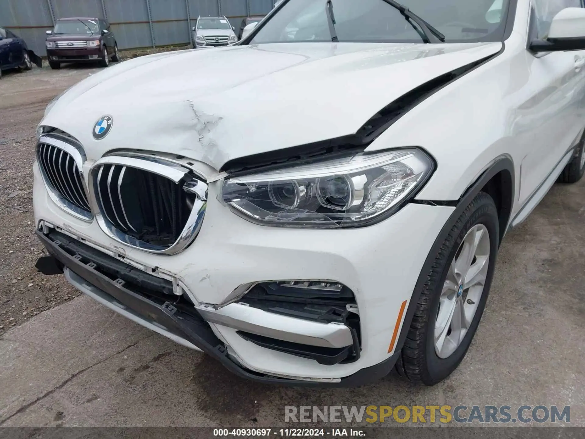 6 Photograph of a damaged car 5UXTY3C09L9B95231 BMW X3 2020