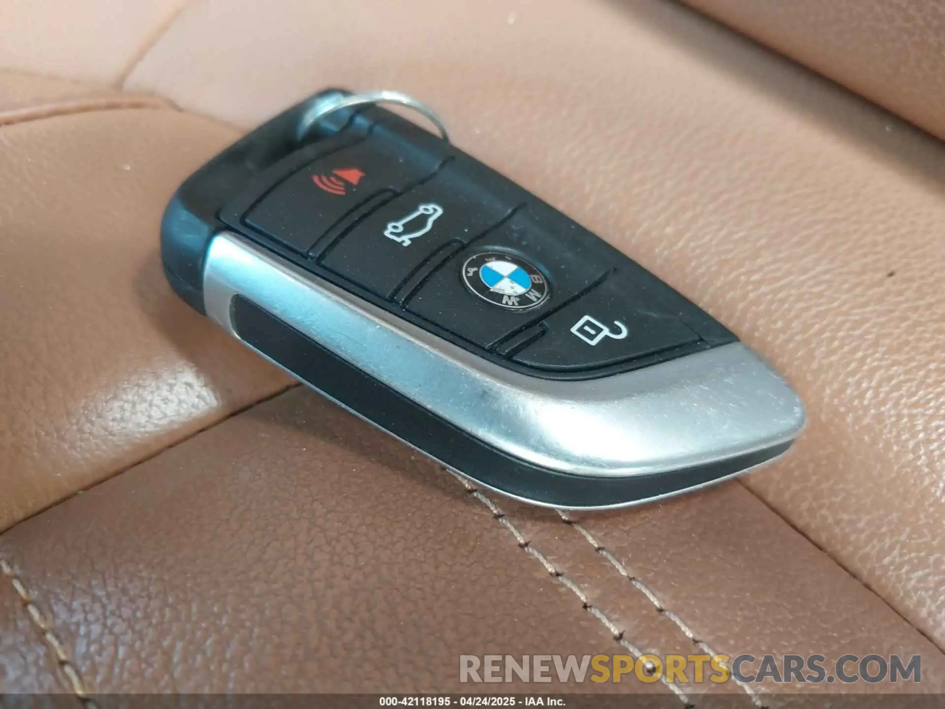 11 Фотография поврежденного автомобиля 5UXTY3C09LLU69754 BMW X3 2020