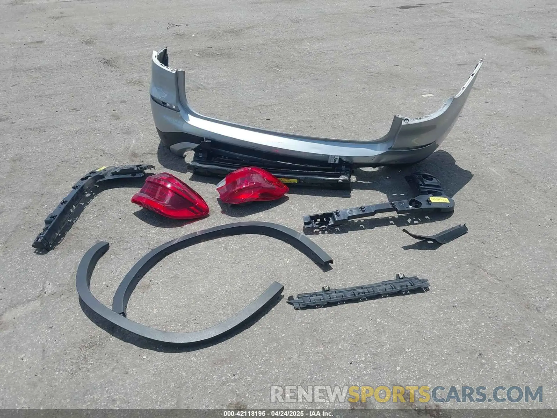 12 Фотография поврежденного автомобиля 5UXTY3C09LLU69754 BMW X3 2020
