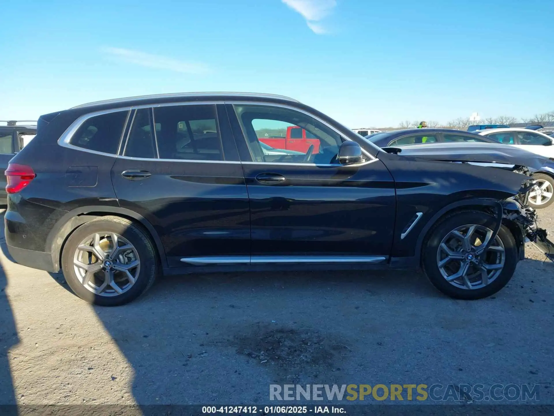 13 Photograph of a damaged car 5UXTY3C0XL9B25530 BMW X3 2020