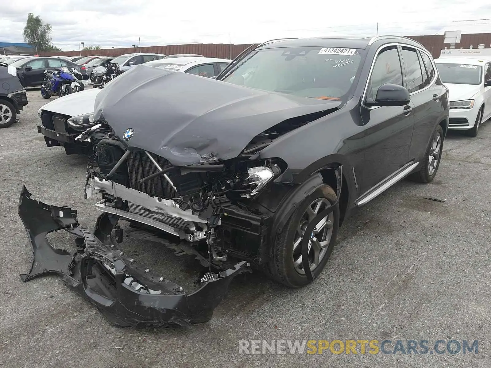 2 Photograph of a damaged car 5UXTY3C0XLLU69469 BMW X3 2020