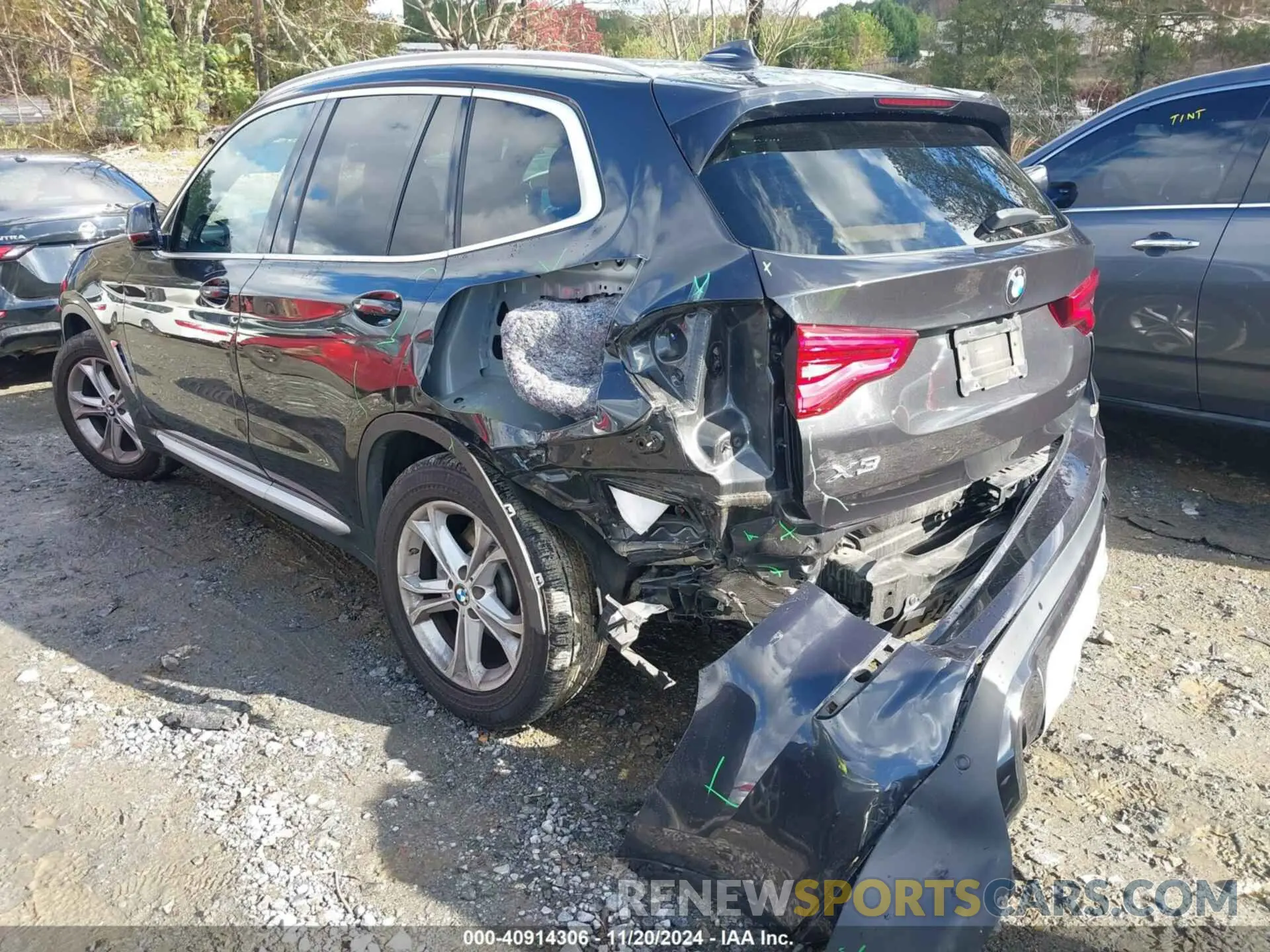6 Photograph of a damaged car 5UXTY3C0XLLU72629 BMW X3 2020