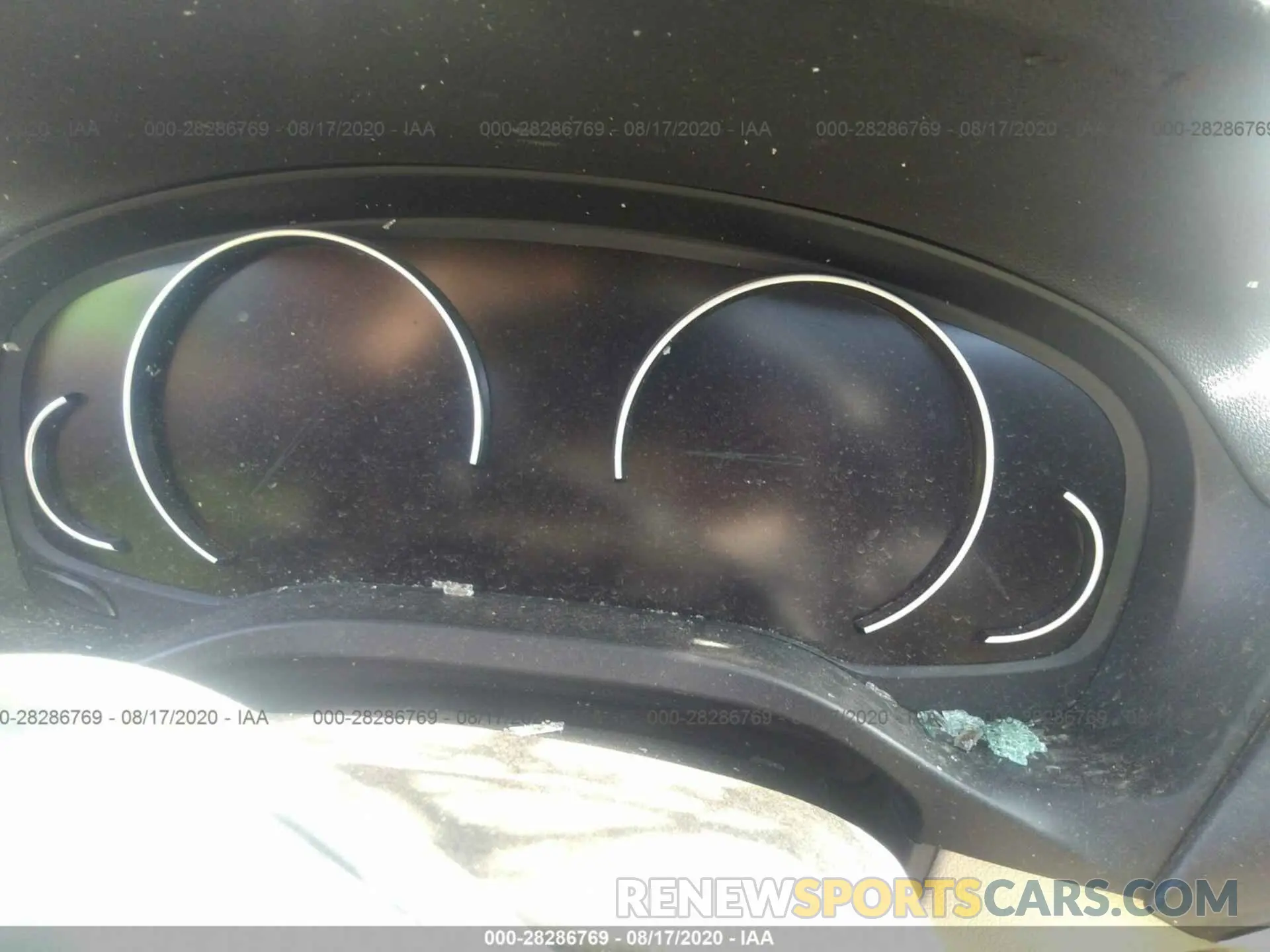 7 Photograph of a damaged car 5UXTY5C00L9B76031 BMW X3 2020