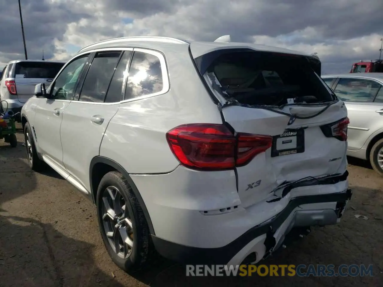 3 Фотография поврежденного автомобиля 5UXTY5C00L9C84990 BMW X3 2020