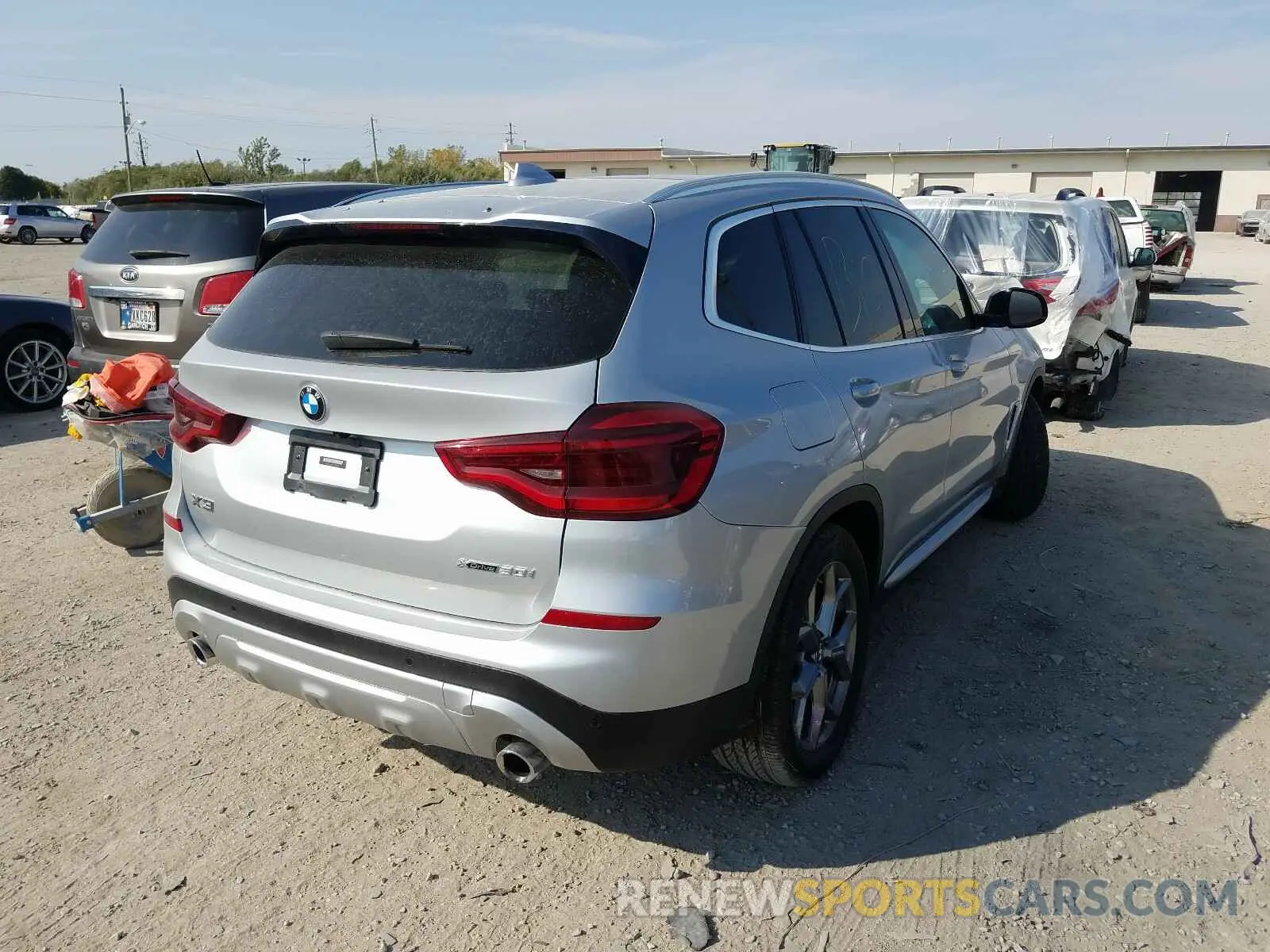 4 Photograph of a damaged car 5UXTY5C00LLT33699 BMW X3 2020