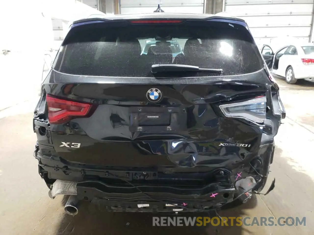 6 Photograph of a damaged car 5UXTY5C01L9D03594 BMW X3 2020