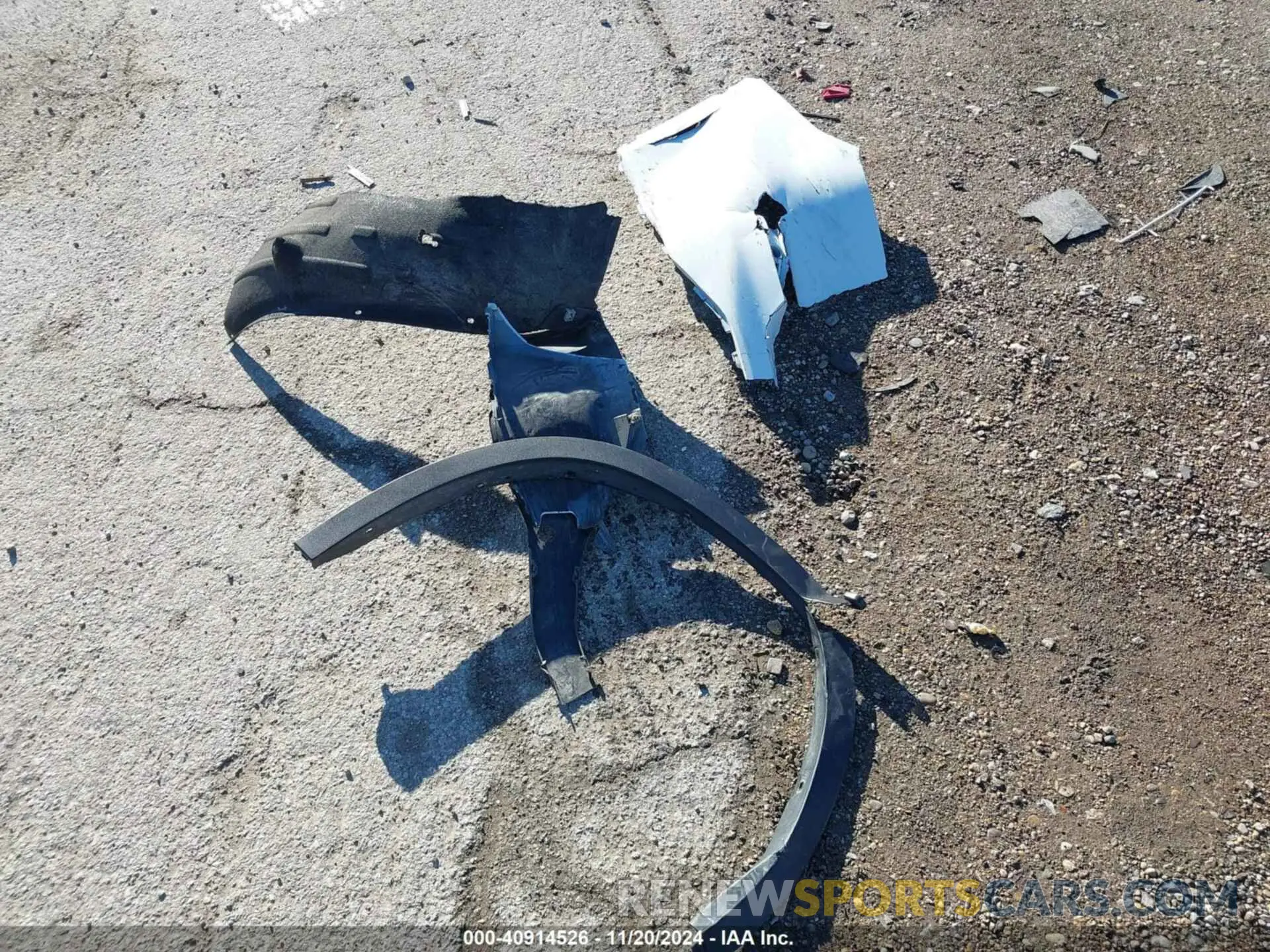 12 Photograph of a damaged car 5UXTY5C02L9D03572 BMW X3 2020