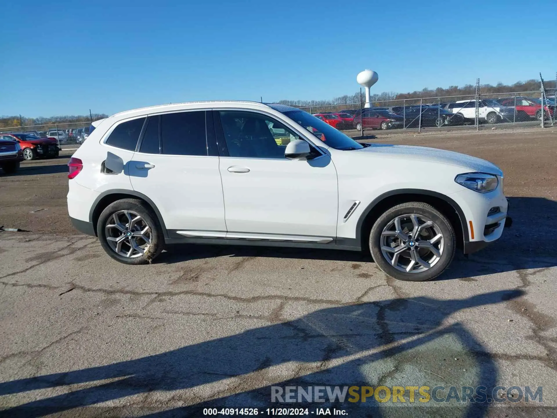14 Photograph of a damaged car 5UXTY5C02L9D03572 BMW X3 2020