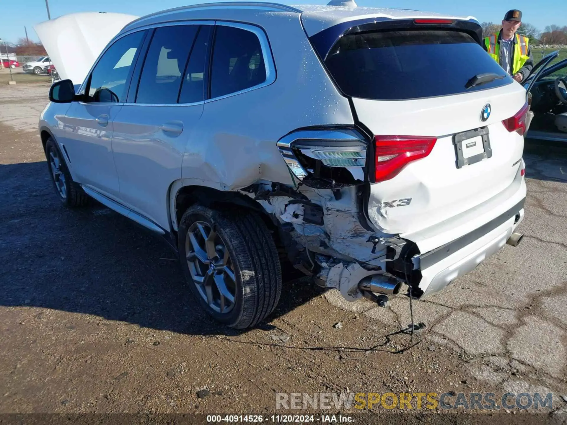 6 Photograph of a damaged car 5UXTY5C02L9D03572 BMW X3 2020