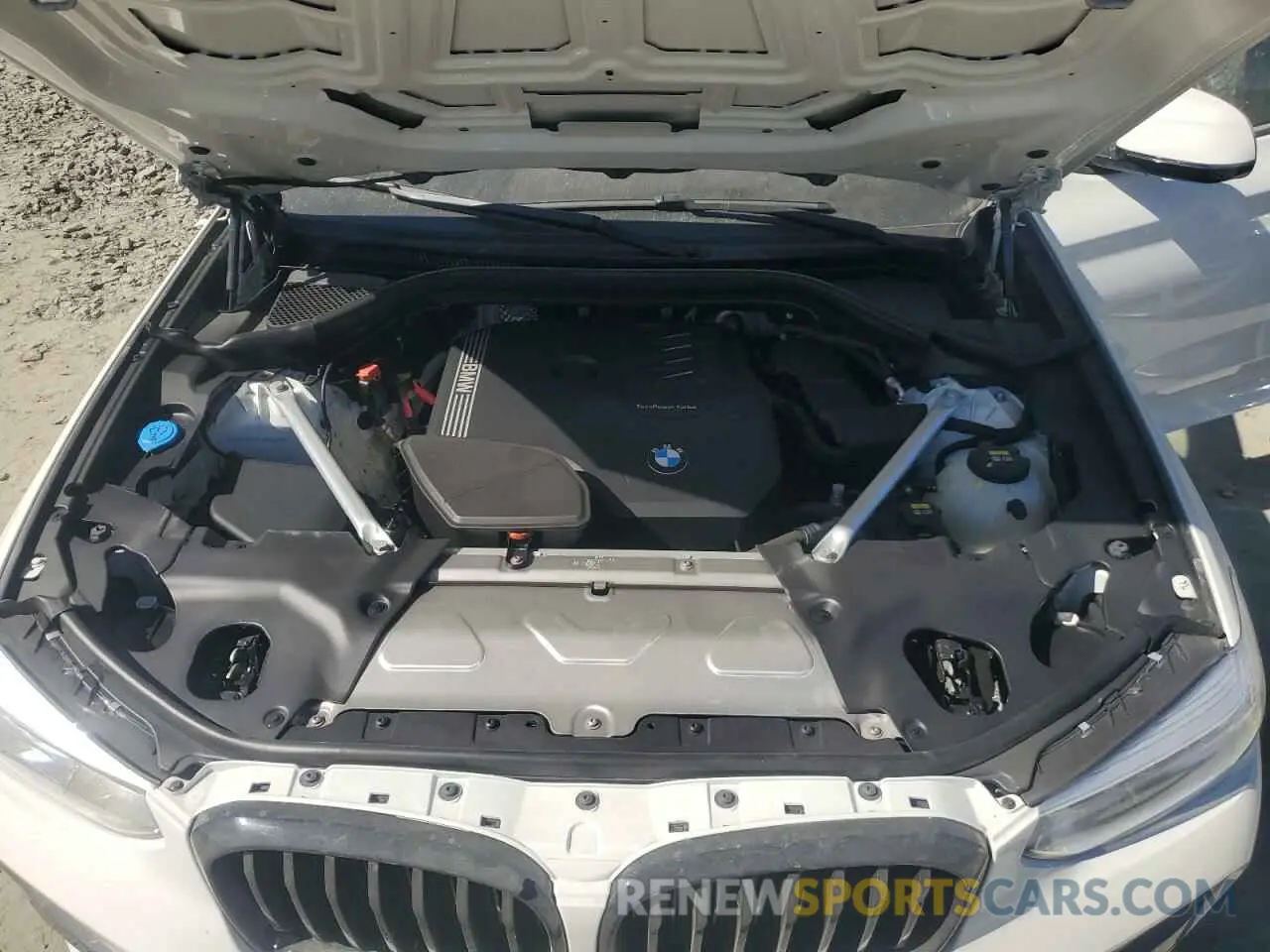 12 Photograph of a damaged car 5UXTY5C02L9D50181 BMW X3 2020