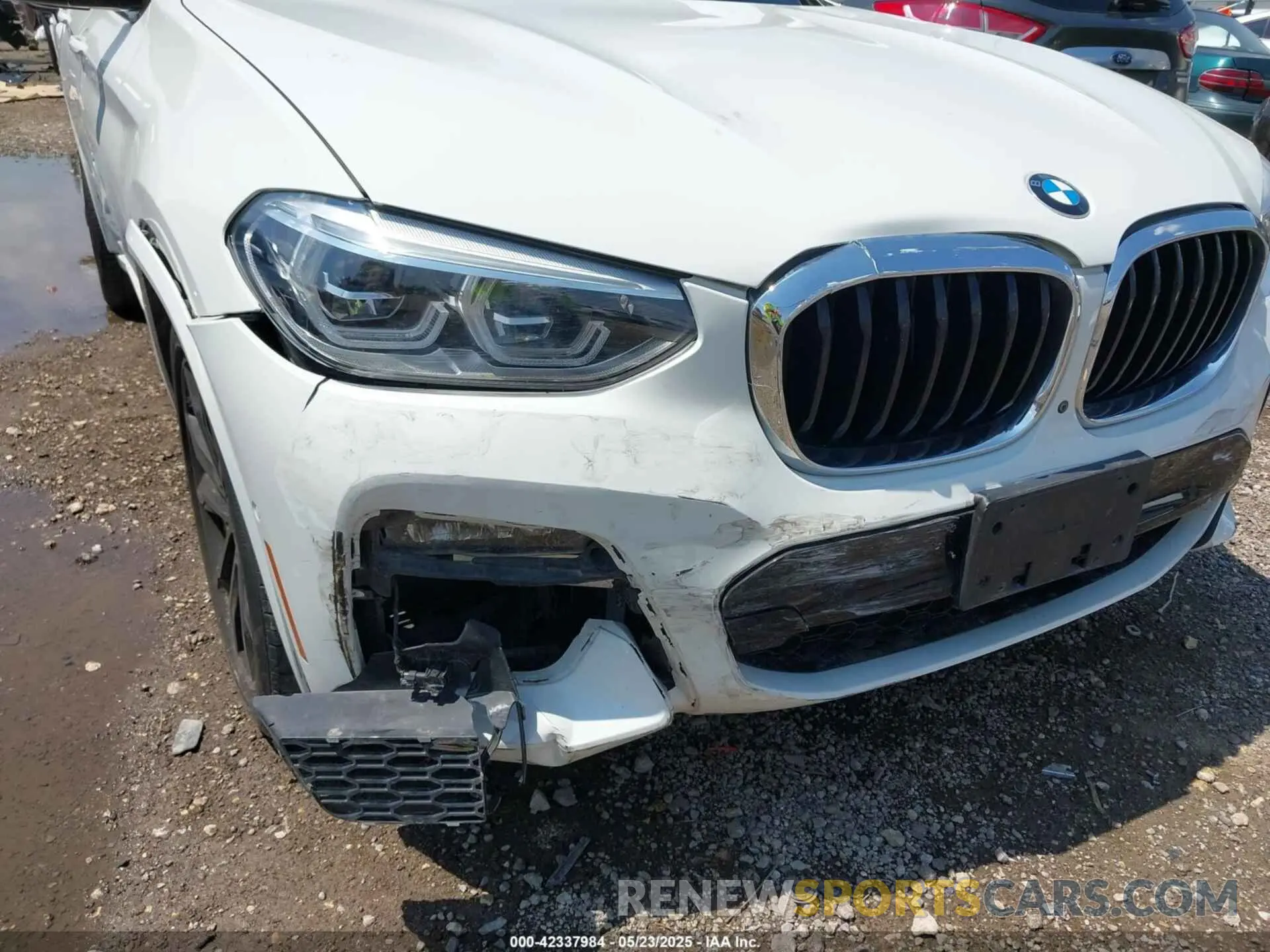 6 Photograph of a damaged car 5UXTY5C03L9B70109 BMW X3 2020