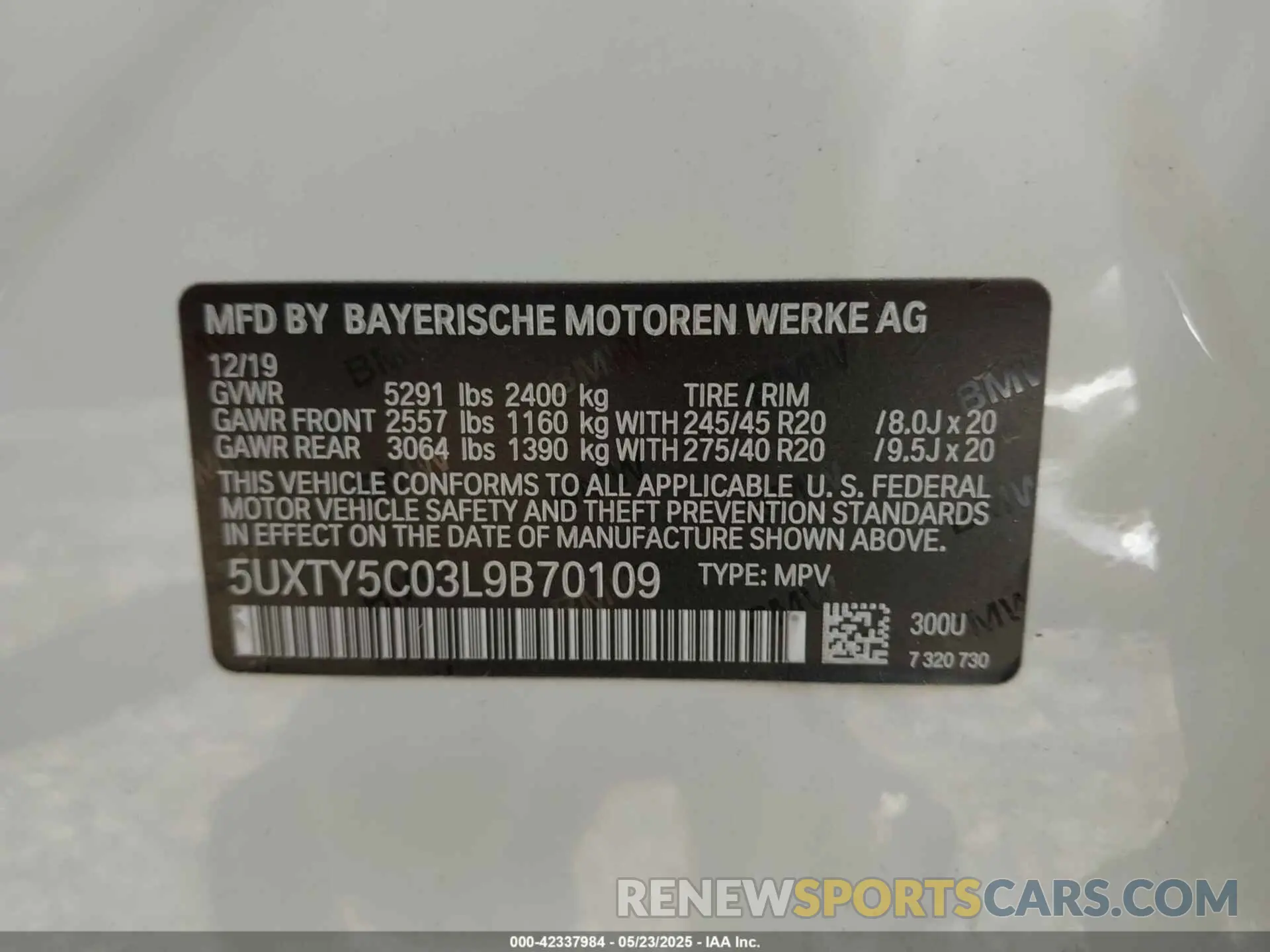 9 Photograph of a damaged car 5UXTY5C03L9B70109 BMW X3 2020
