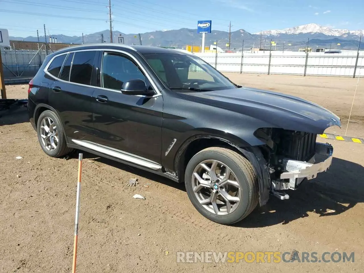 4 Photograph of a damaged car 5UXTY5C03L9C51398 BMW X3 2020